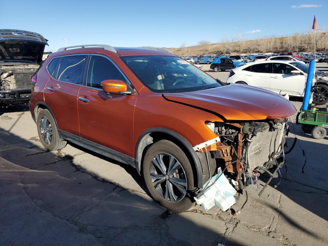 Photo 3 VIN: 5N1AT2MV0HC756057 - NISSAN ROGUE 