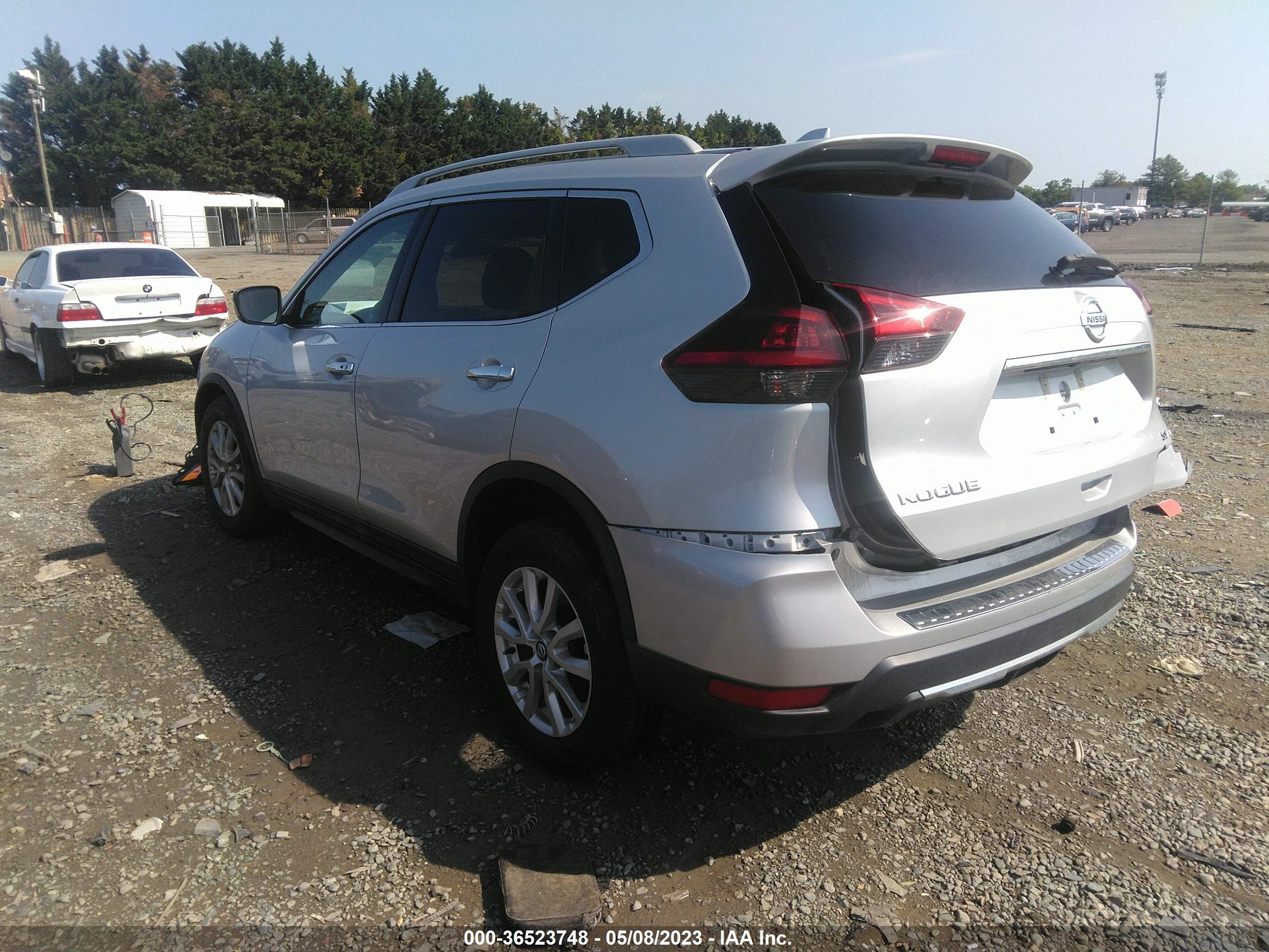 Photo 2 VIN: 5N1AT2MV0JC787945 - NISSAN ROGUE 