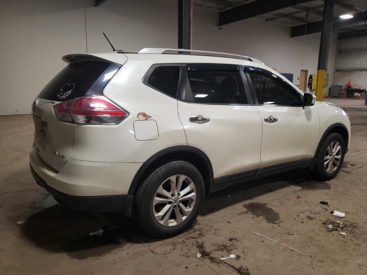 Photo 2 VIN: 5N1AT2MV1FC764472 - NISSAN ROGUE 