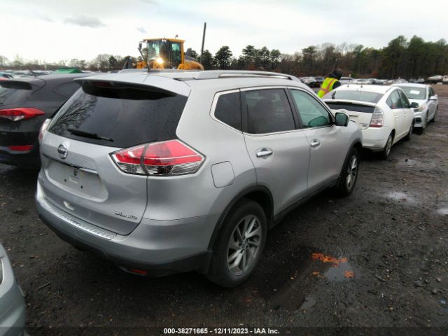 Photo 3 VIN: 5N1AT2MV1FC903967 - NISSAN ROGUE 