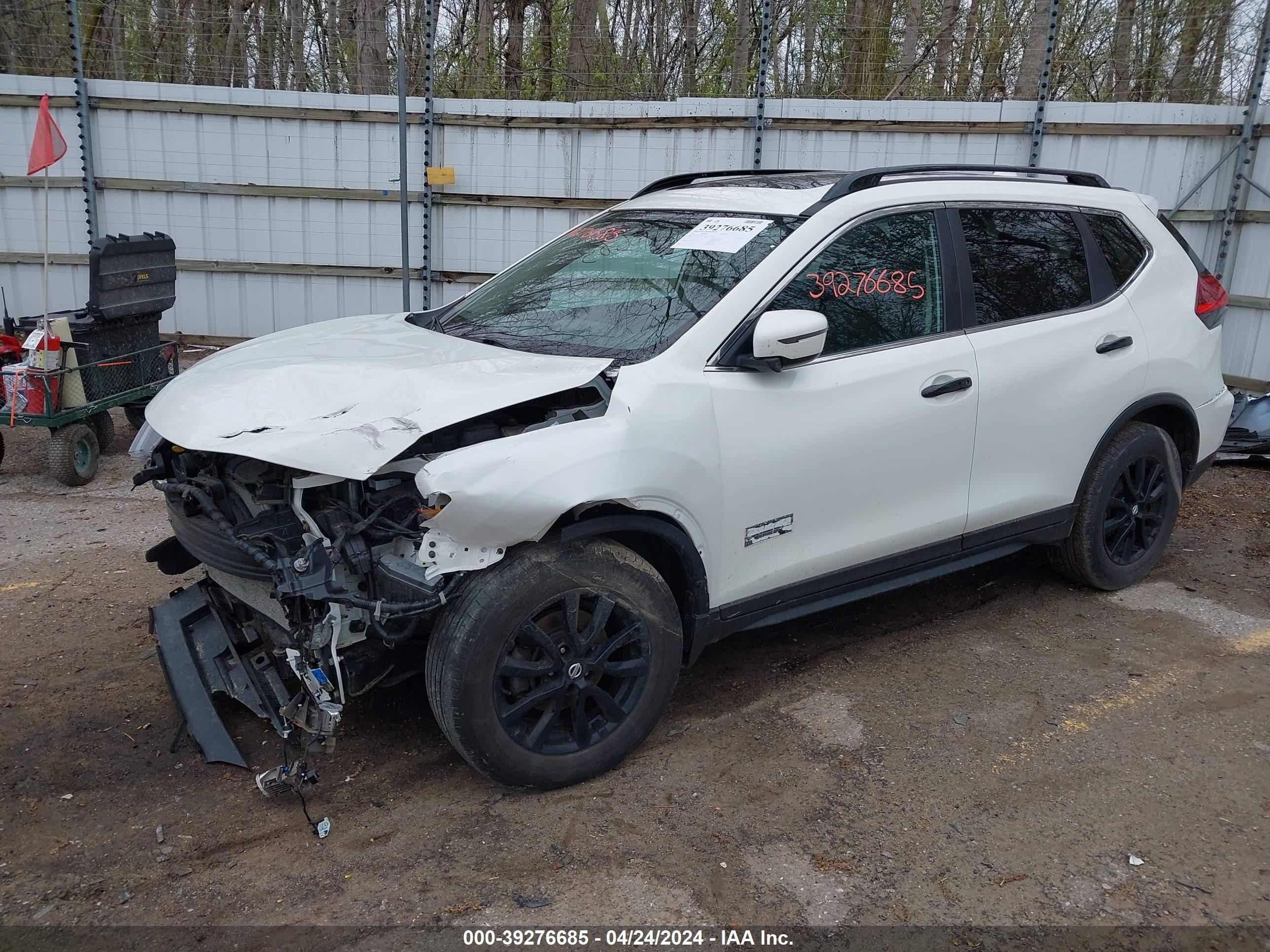 Photo 1 VIN: 5N1AT2MV1HC757900 - NISSAN ROGUE 