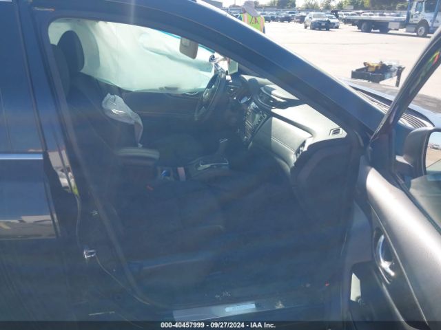 Photo 4 VIN: 5N1AT2MV1HC826794 - NISSAN ROGUE 