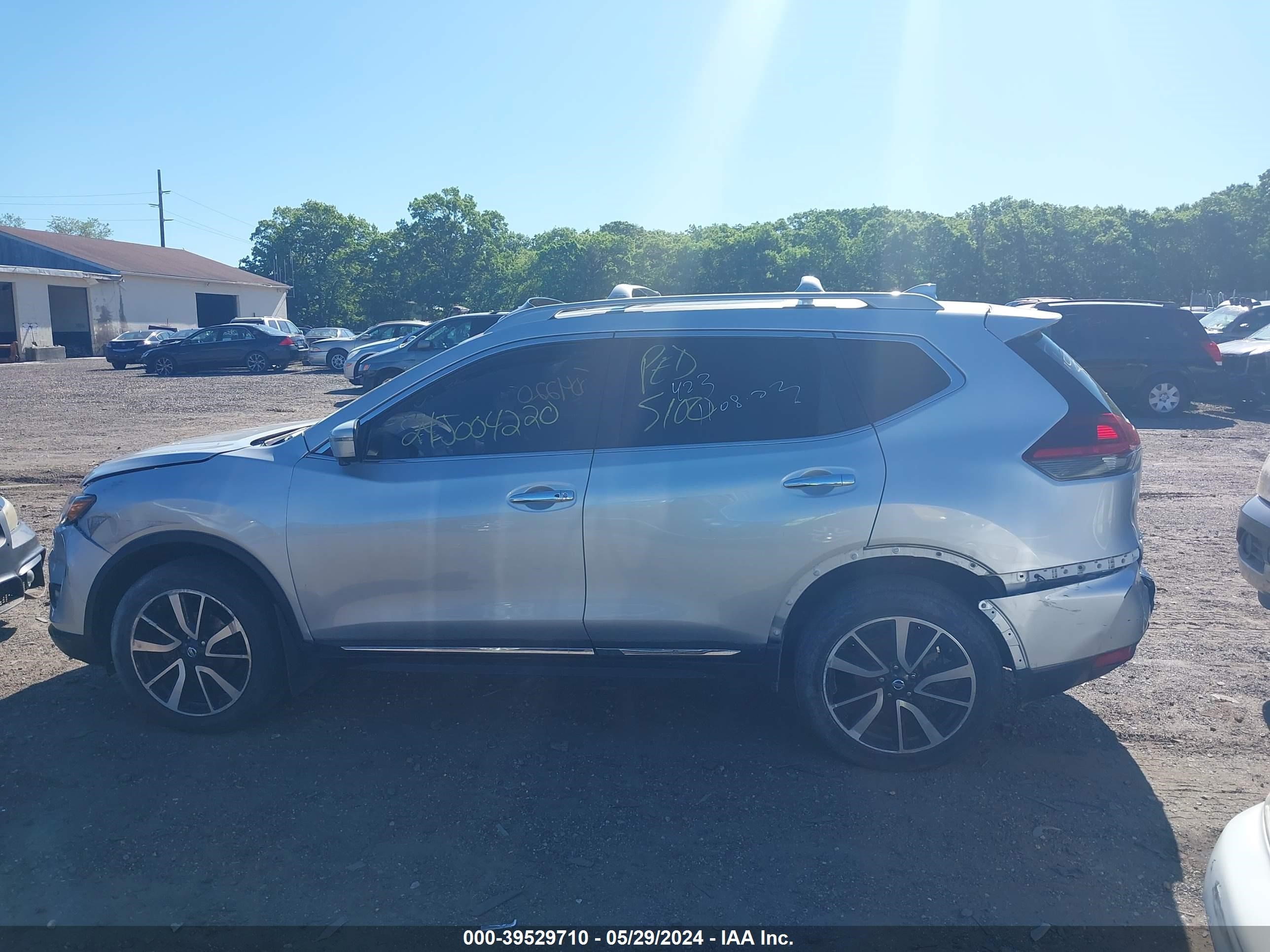 Photo 12 VIN: 5N1AT2MV1KC718537 - NISSAN ROGUE 