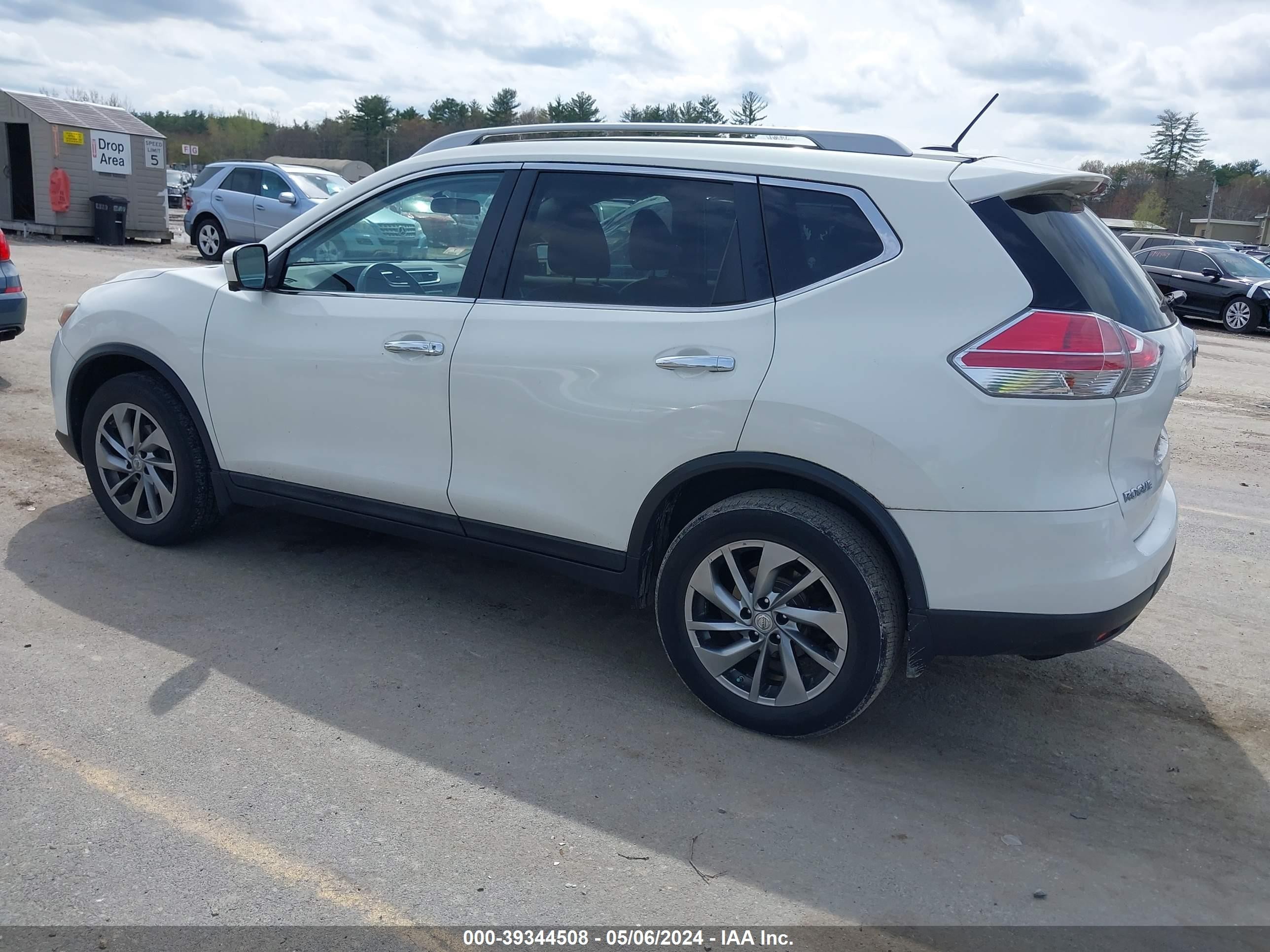 Photo 2 VIN: 5N1AT2MV2EC774099 - NISSAN ROGUE 