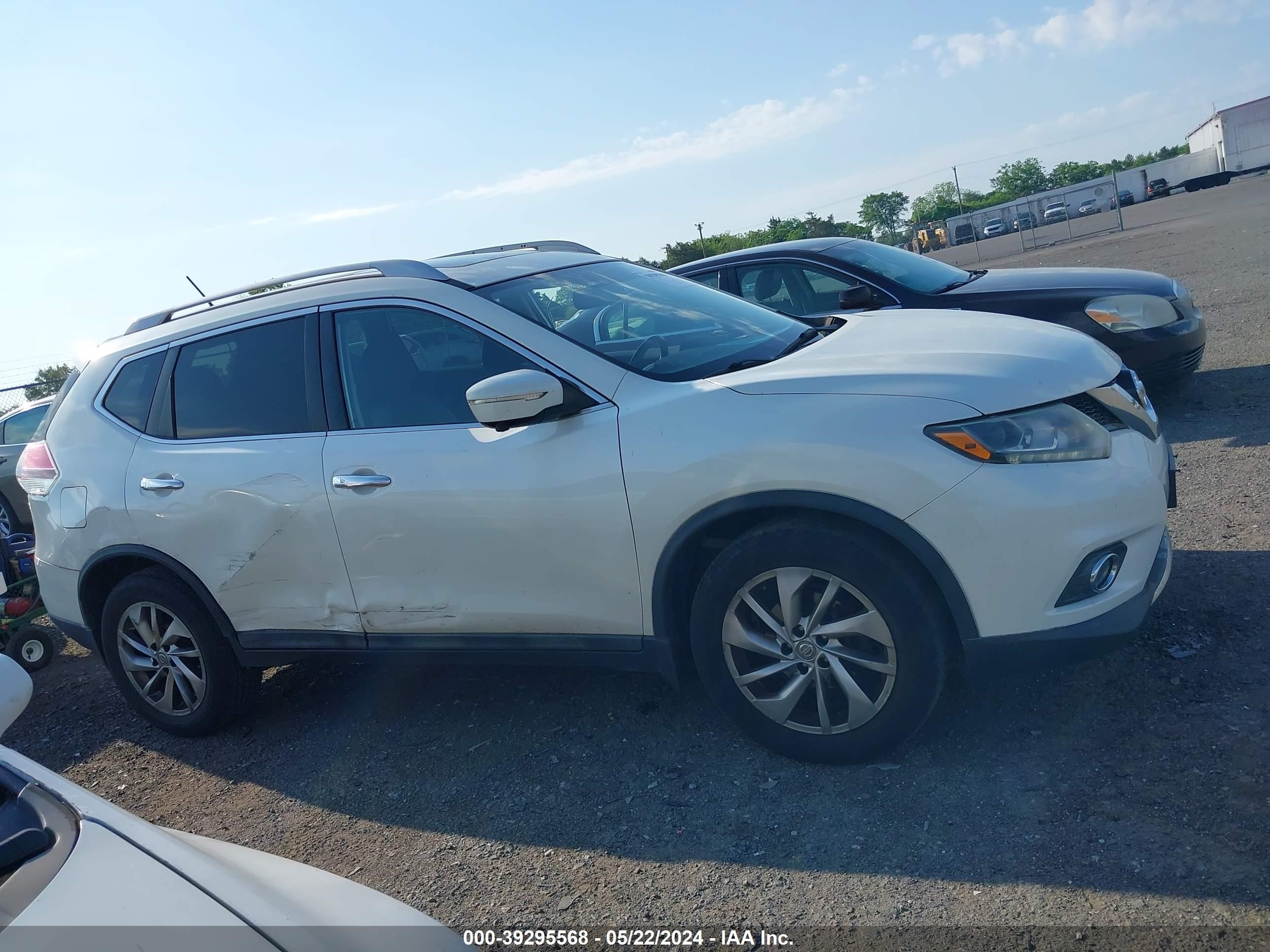 Photo 12 VIN: 5N1AT2MV2FC772998 - NISSAN ROGUE 