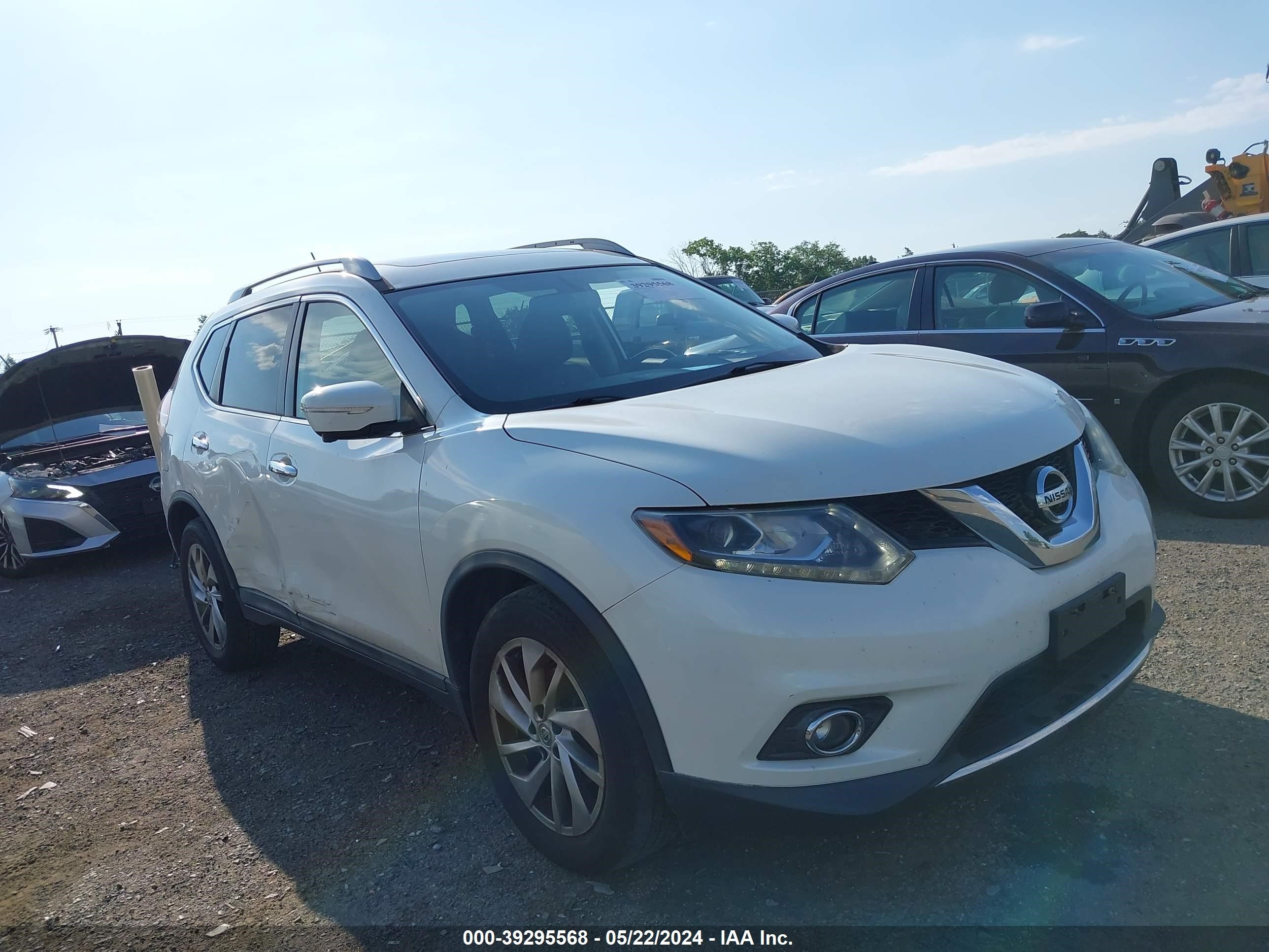 Photo 5 VIN: 5N1AT2MV2FC772998 - NISSAN ROGUE 