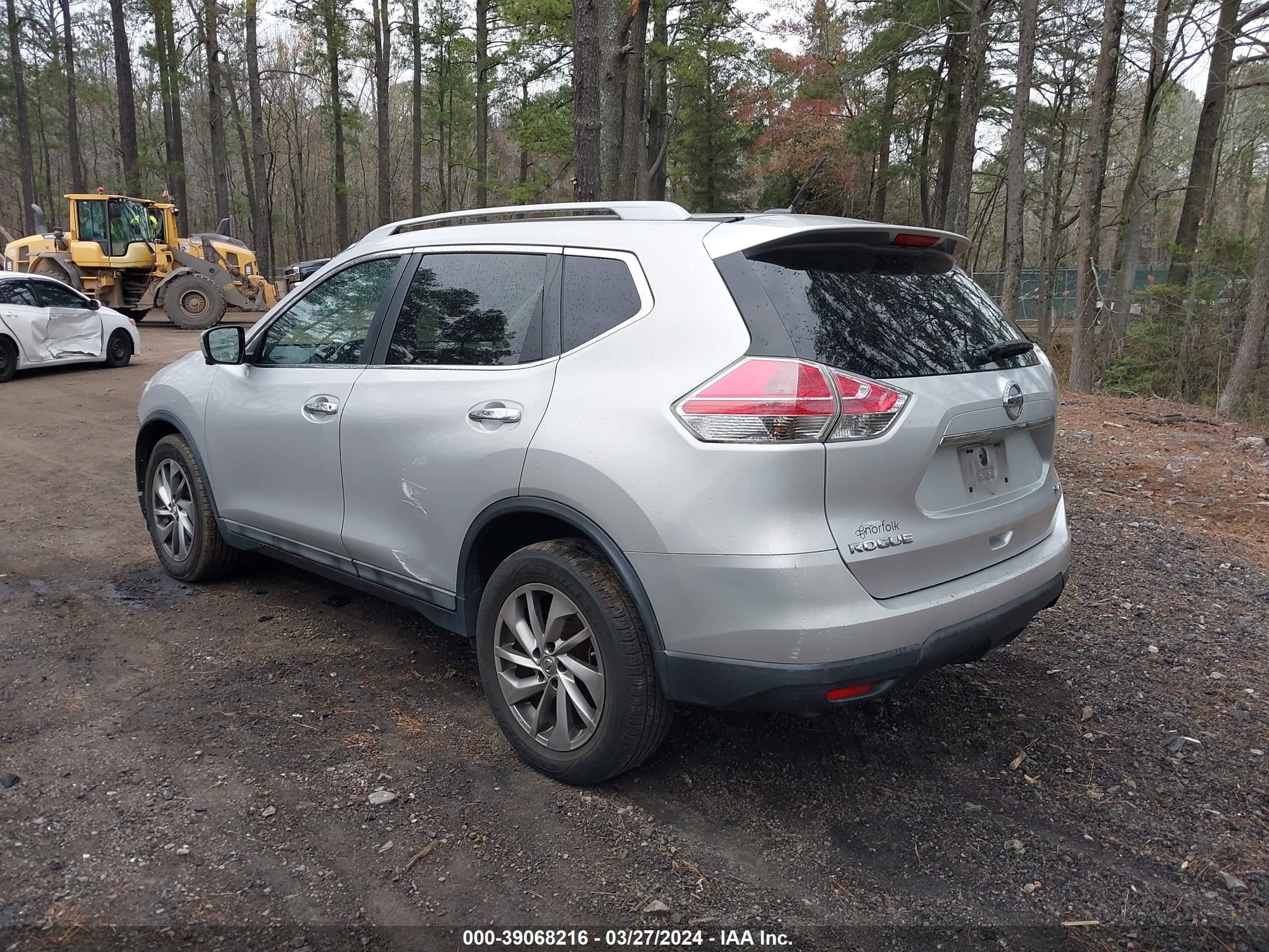 Photo 2 VIN: 5N1AT2MV2FC782978 - NISSAN ROGUE 