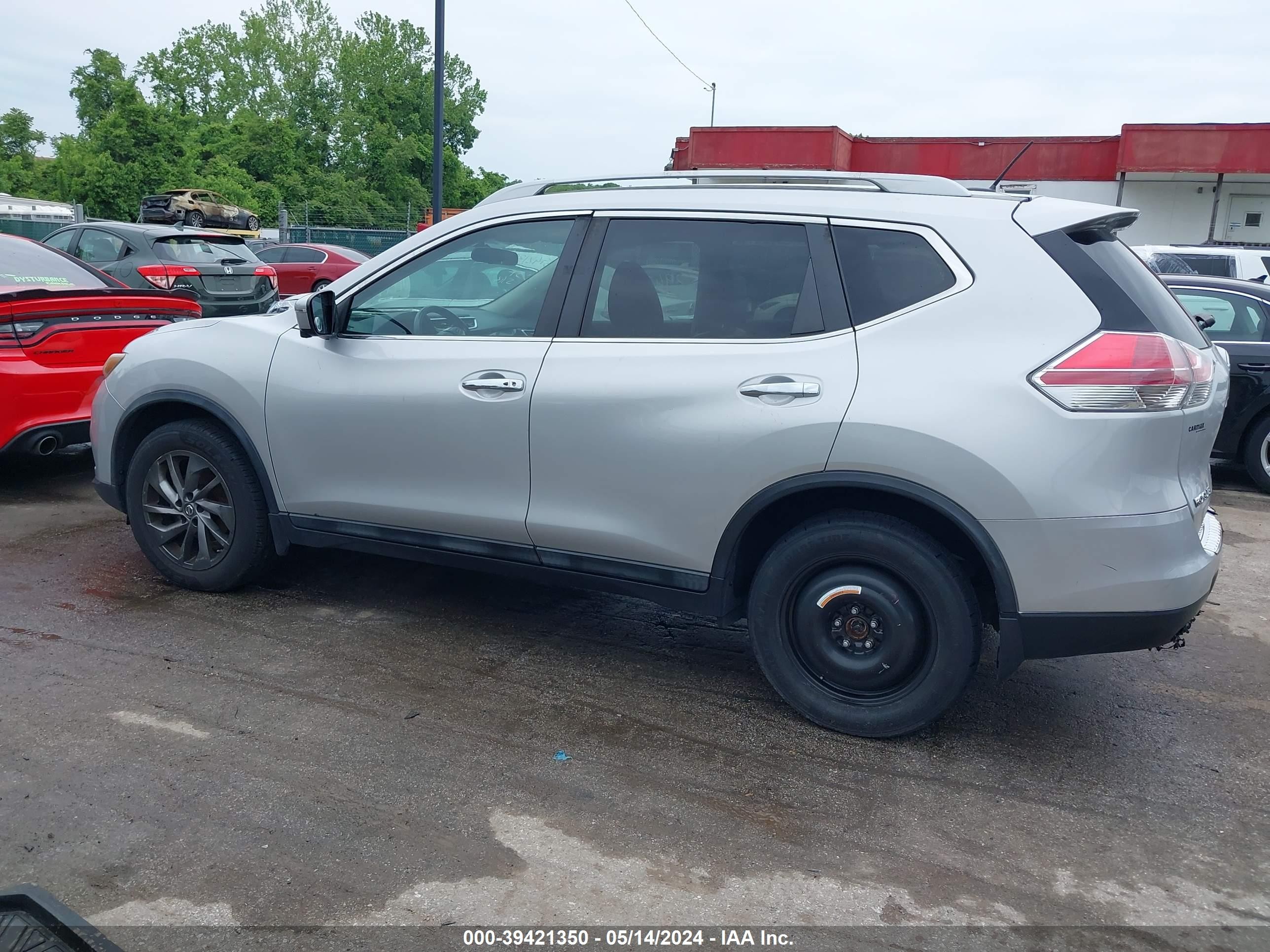 Photo 13 VIN: 5N1AT2MV2GC737394 - NISSAN ROGUE 