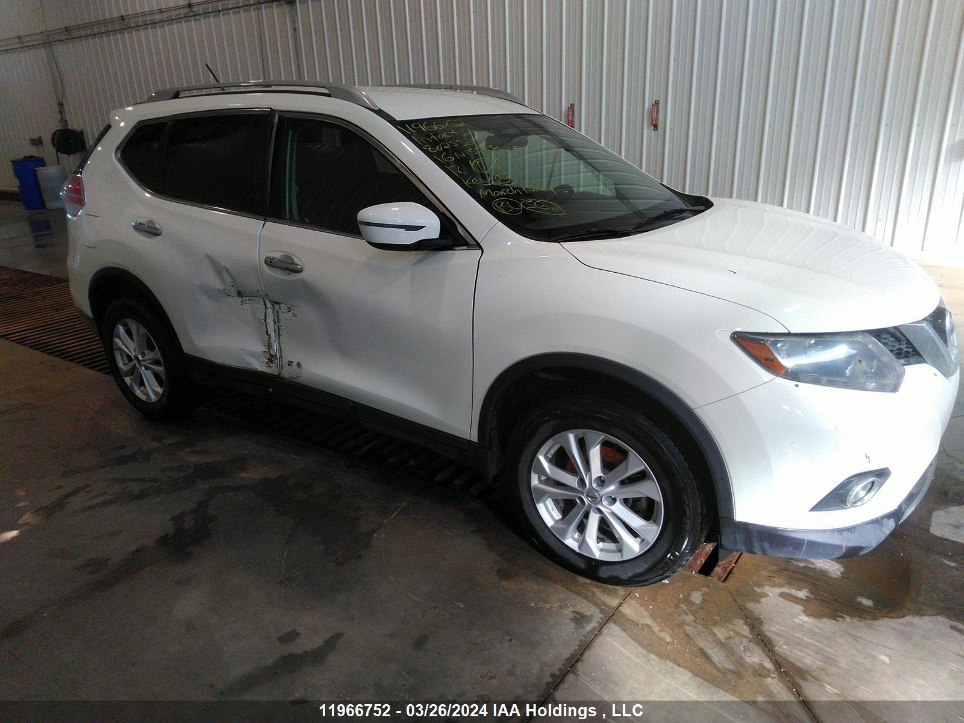 Photo 5 VIN: 5N1AT2MV2GC802552 - NISSAN ROGUE 