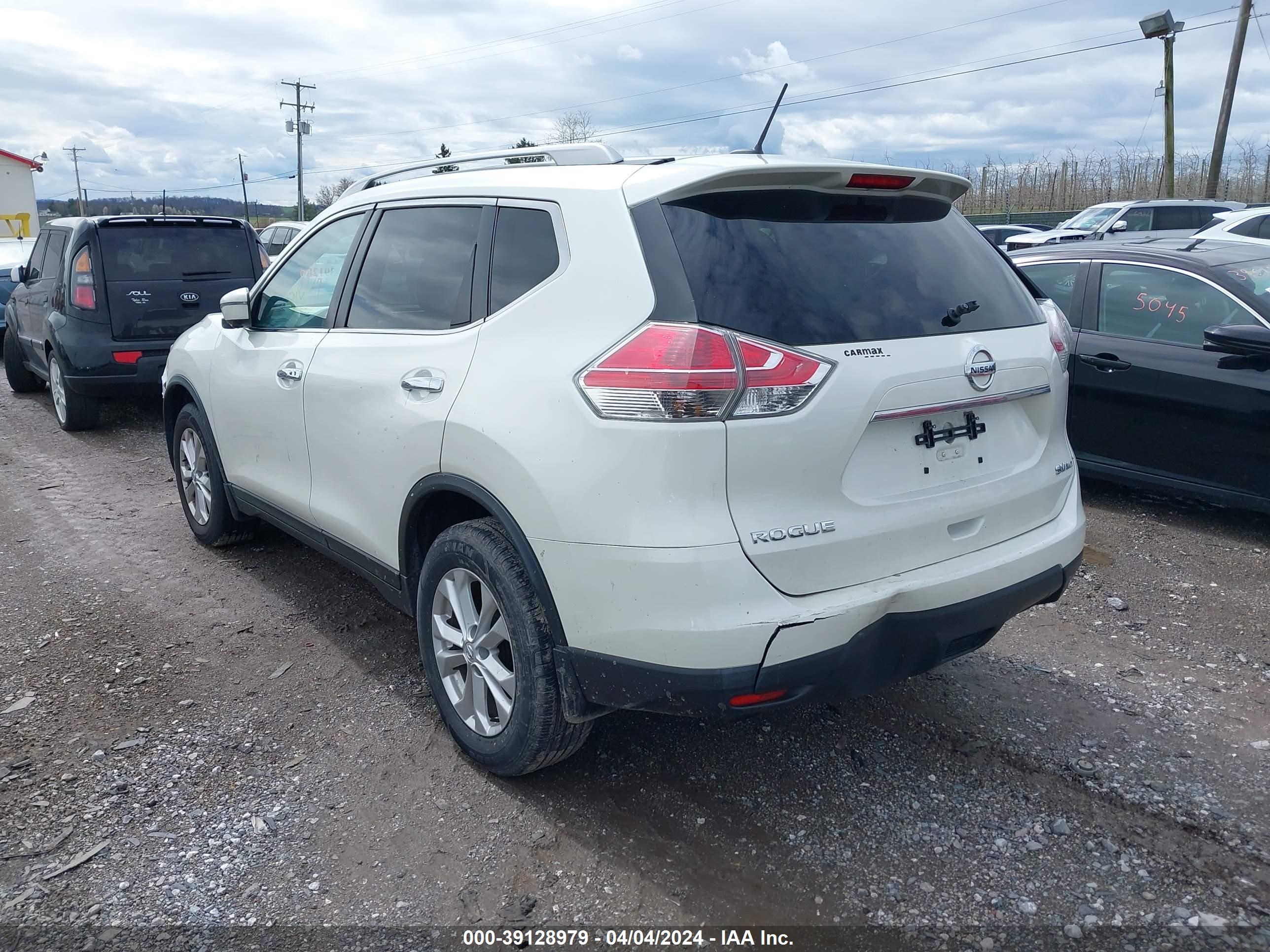 Photo 2 VIN: 5N1AT2MV2GC912355 - NISSAN ROGUE 