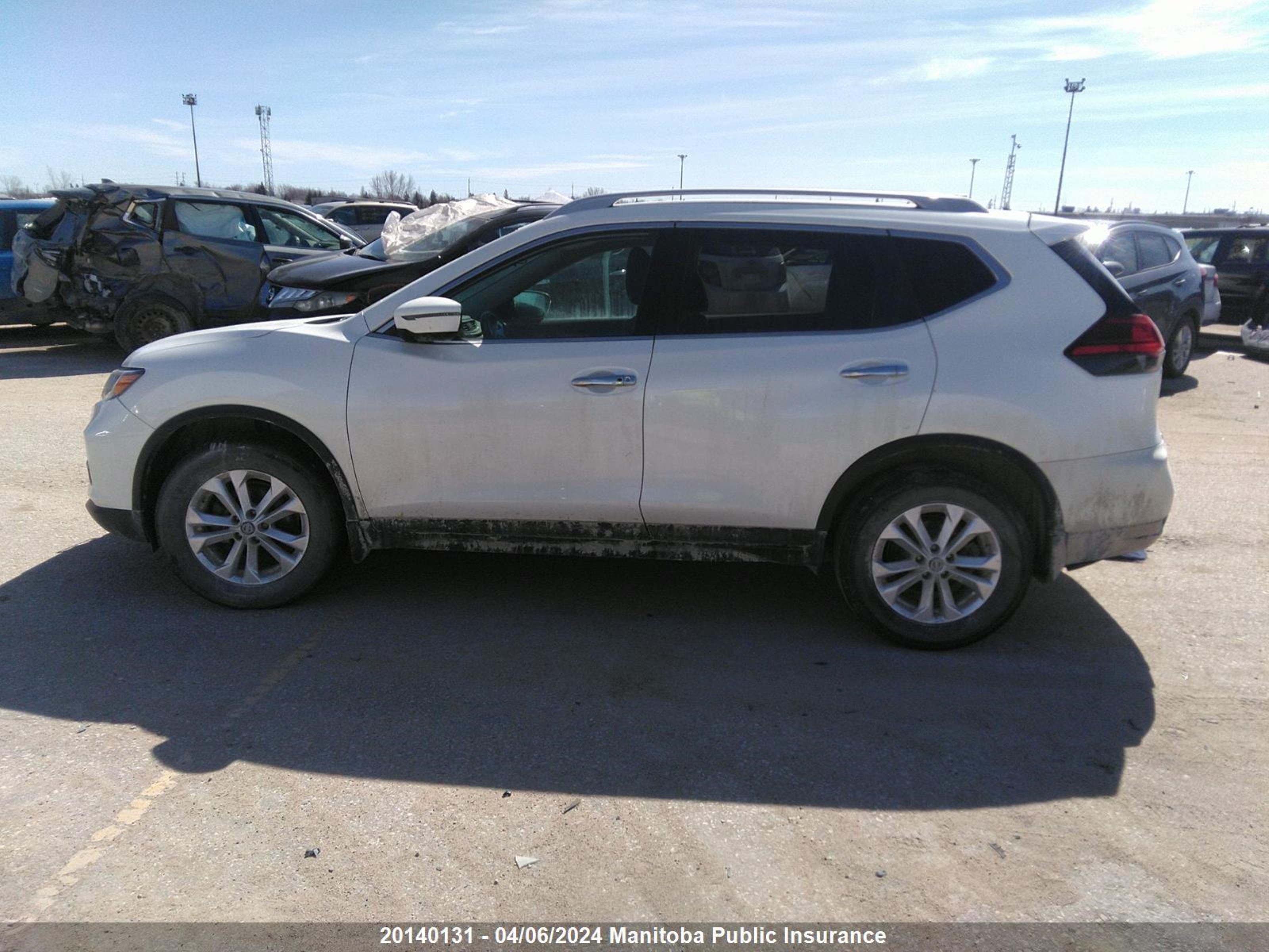 Photo 13 VIN: 5N1AT2MV2HC863305 - NISSAN ROGUE 