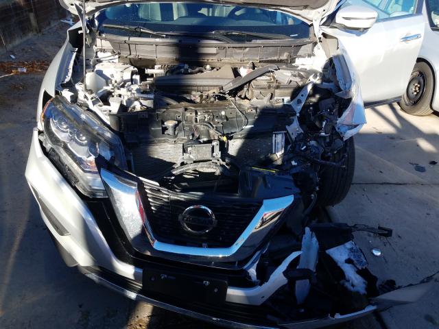 Photo 6 VIN: 5N1AT2MV2HC882405 - NISSAN ROGUE 