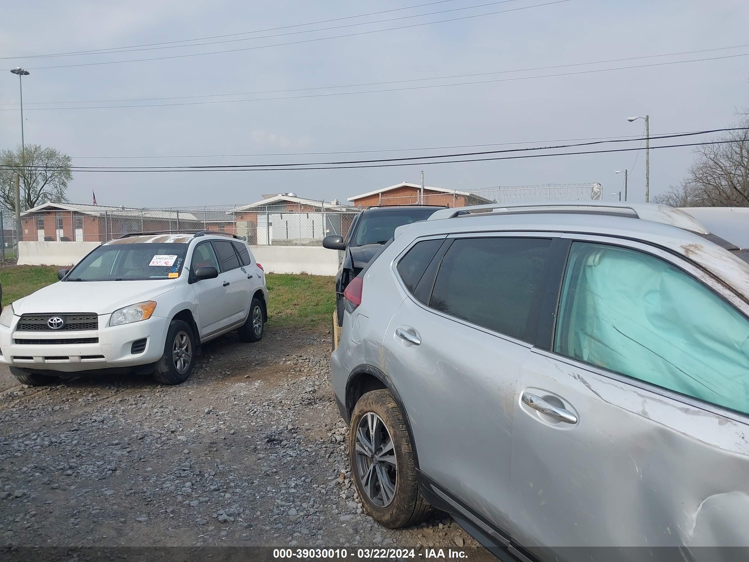 Photo 17 VIN: 5N1AT2MV2JC733563 - NISSAN ROGUE 