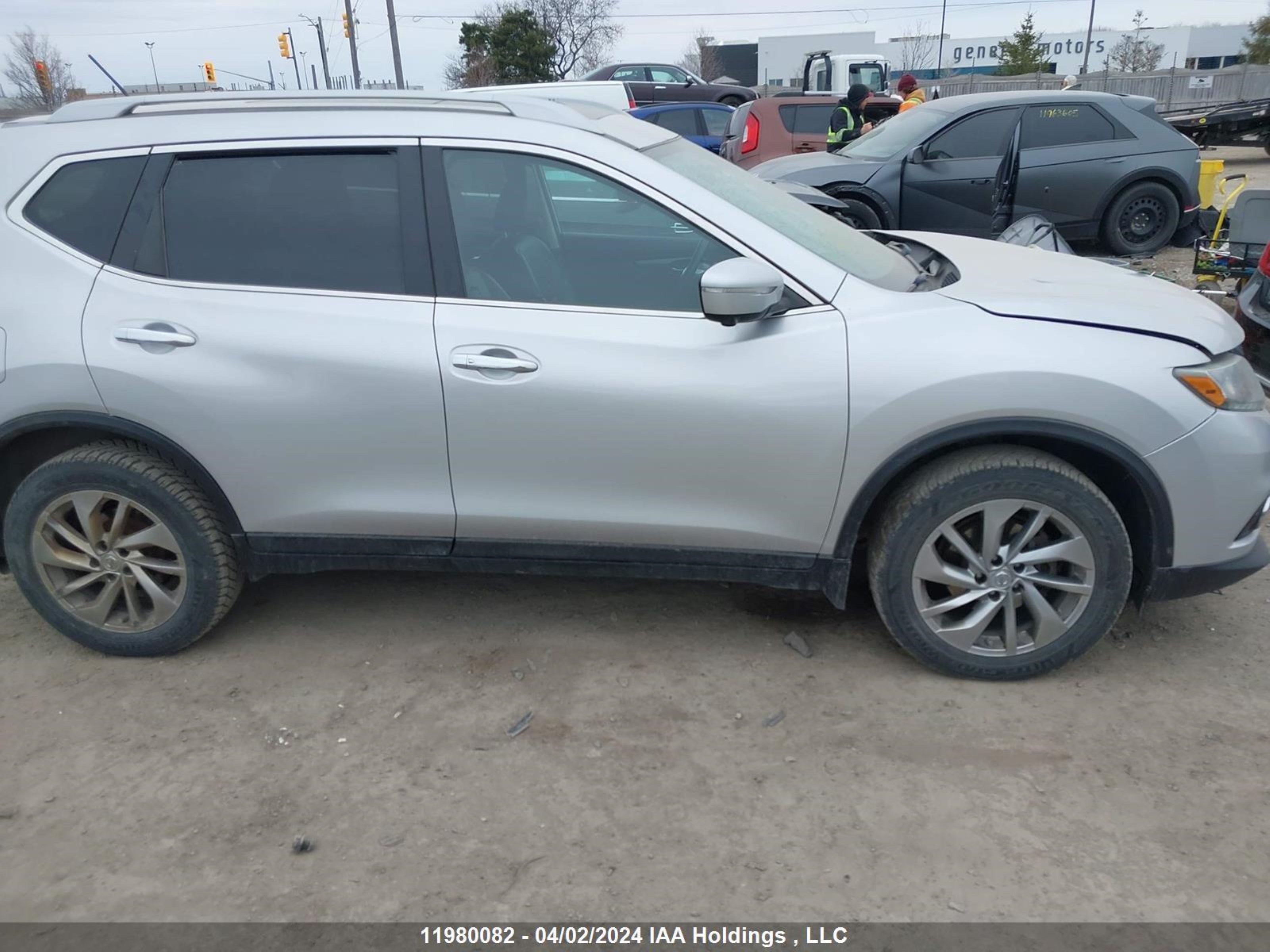 Photo 12 VIN: 5N1AT2MV3EC848310 - NISSAN ROGUE 