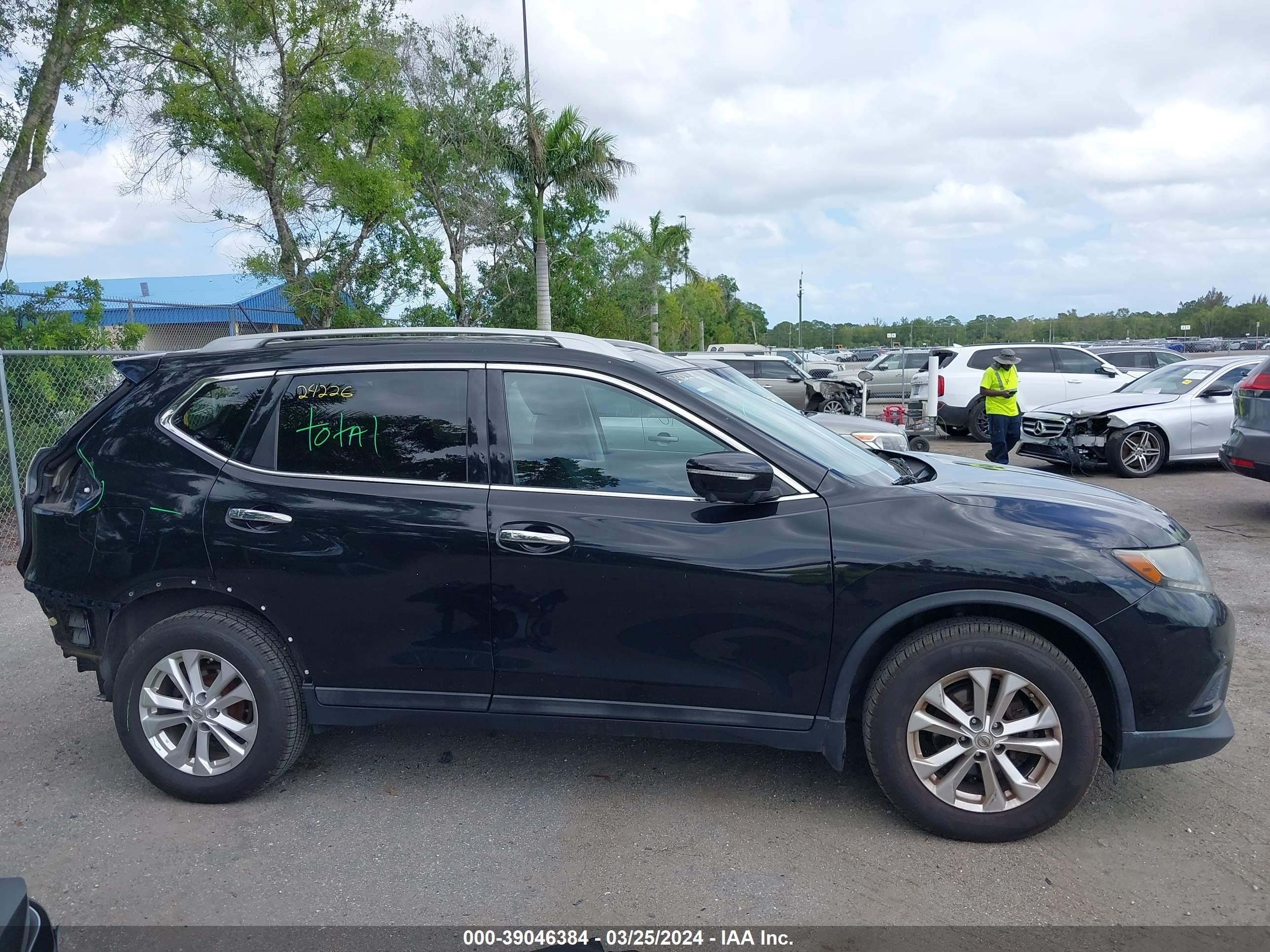 Photo 13 VIN: 5N1AT2MV3FC783539 - NISSAN ROGUE 