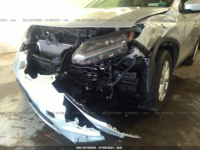 Photo 5 VIN: 5N1AT2MV3FC800579 - NISSAN ROGUE 