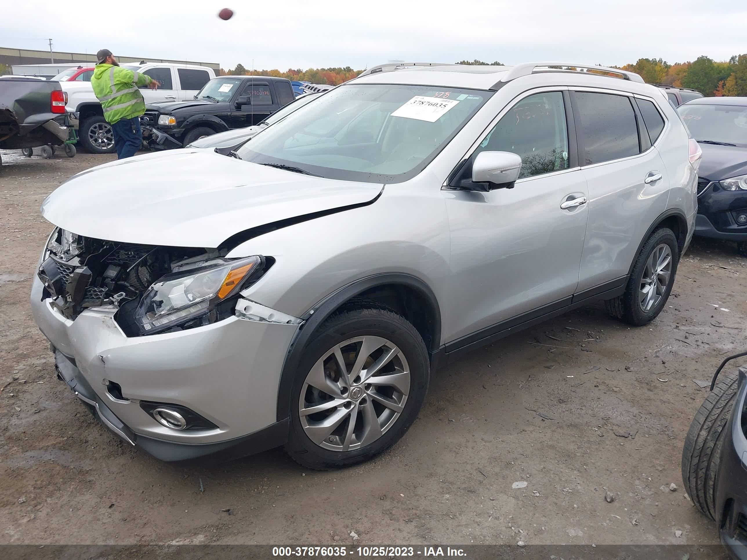 Photo 1 VIN: 5N1AT2MV3FC912024 - NISSAN ROGUE 