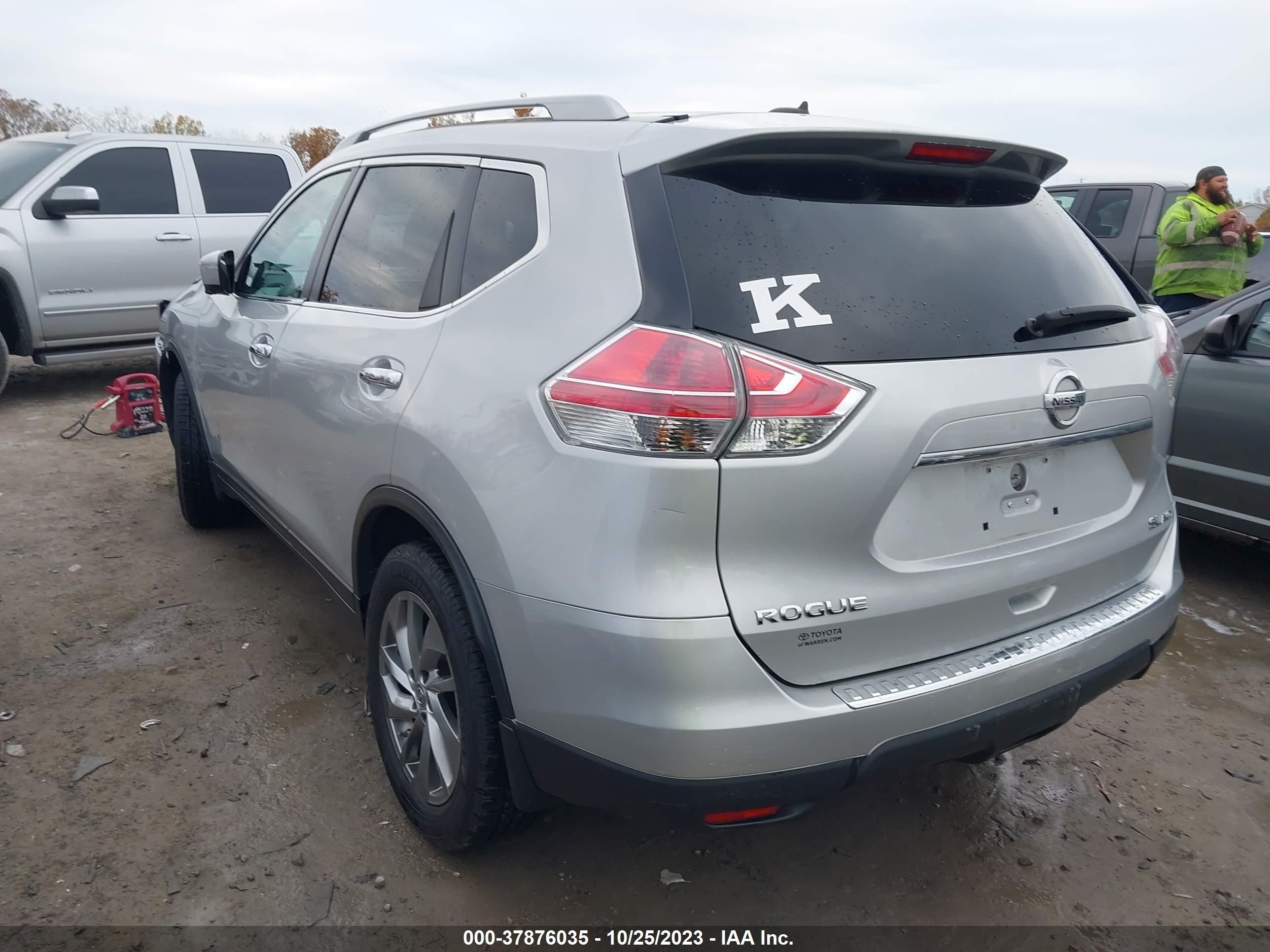 Photo 2 VIN: 5N1AT2MV3FC912024 - NISSAN ROGUE 