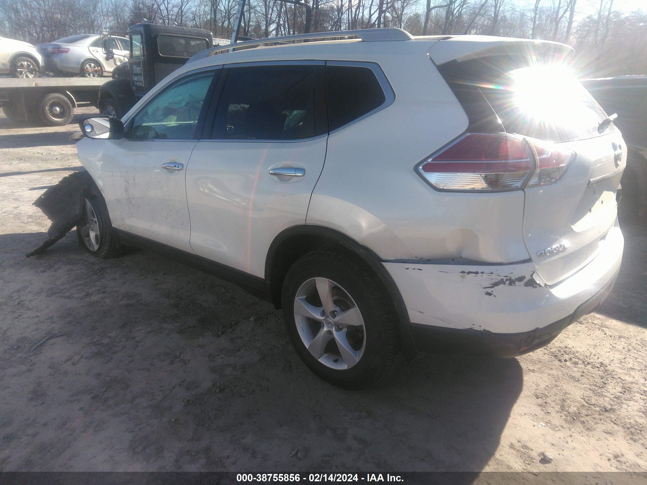 Photo 2 VIN: 5N1AT2MV3GC887823 - NISSAN ROGUE 