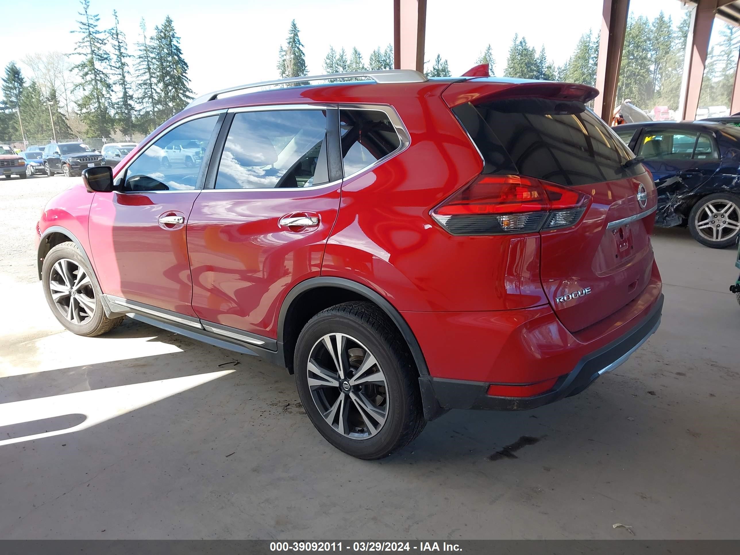 Photo 2 VIN: 5N1AT2MV3HC762953 - NISSAN ROGUE 