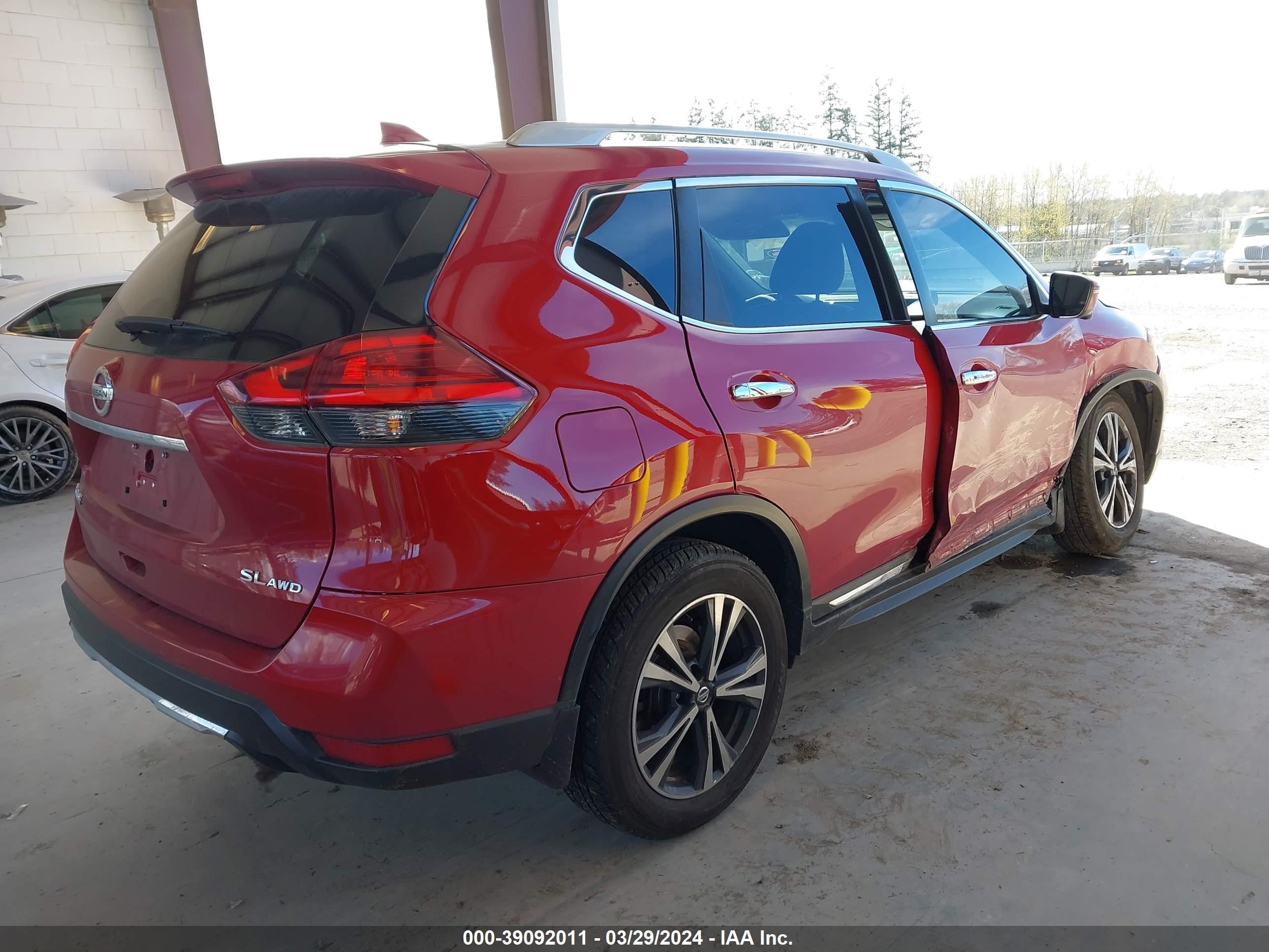 Photo 3 VIN: 5N1AT2MV3HC762953 - NISSAN ROGUE 