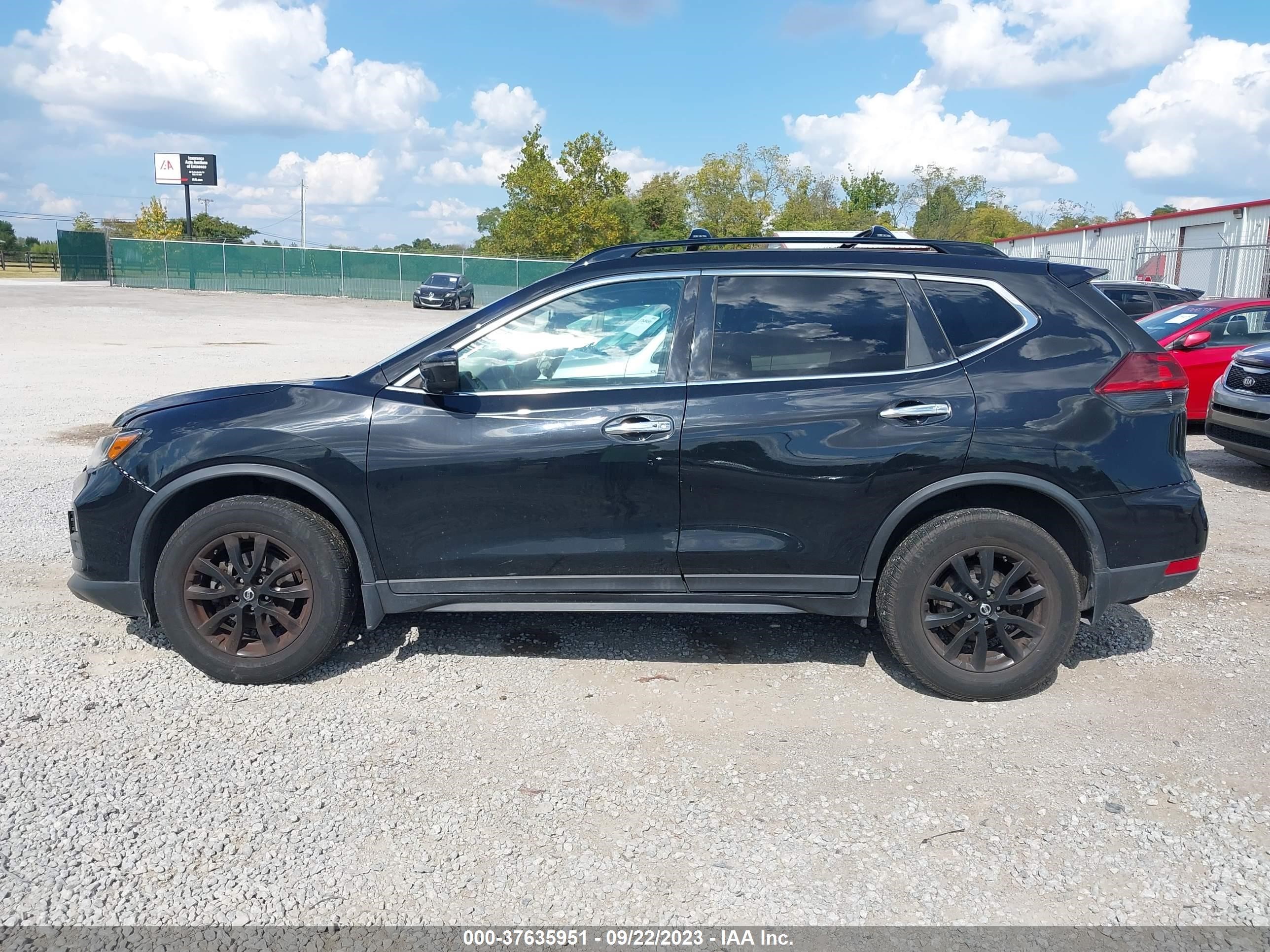 Photo 13 VIN: 5N1AT2MV3JC720952 - NISSAN ROGUE 