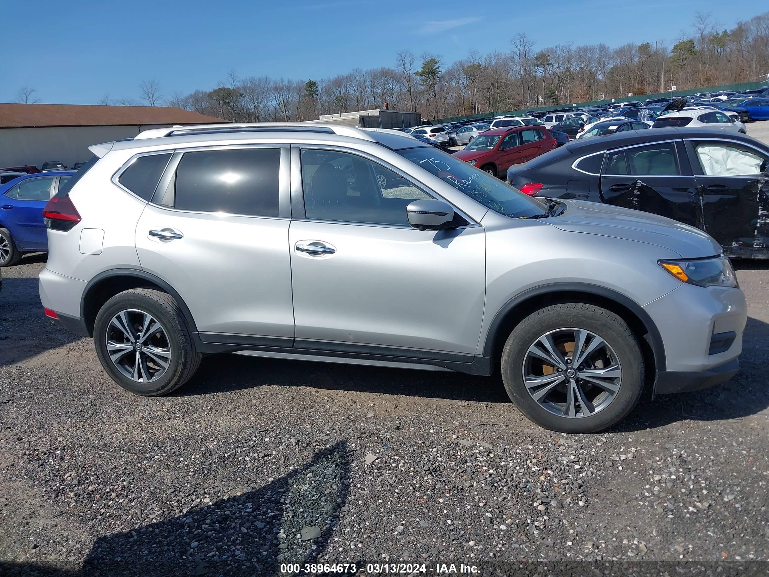 Photo 12 VIN: 5N1AT2MV3KC762622 - NISSAN ROGUE 