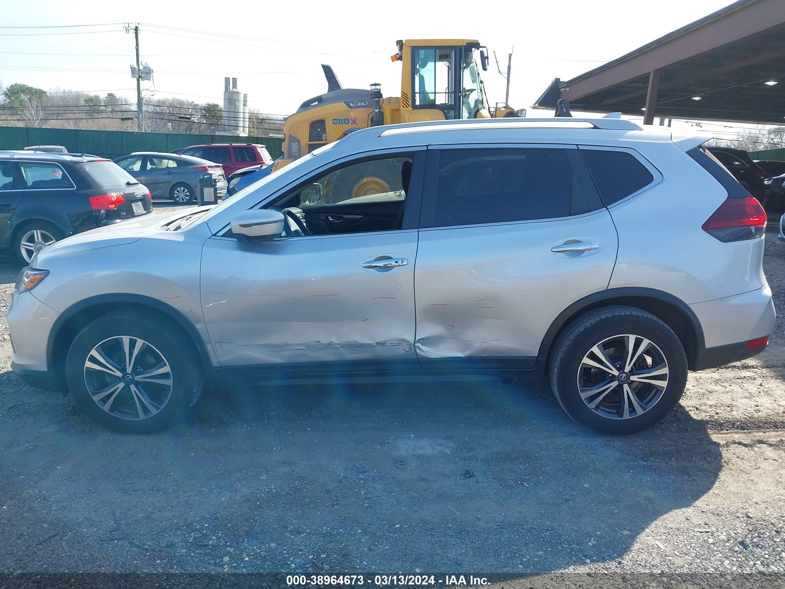 Photo 13 VIN: 5N1AT2MV3KC762622 - NISSAN ROGUE 