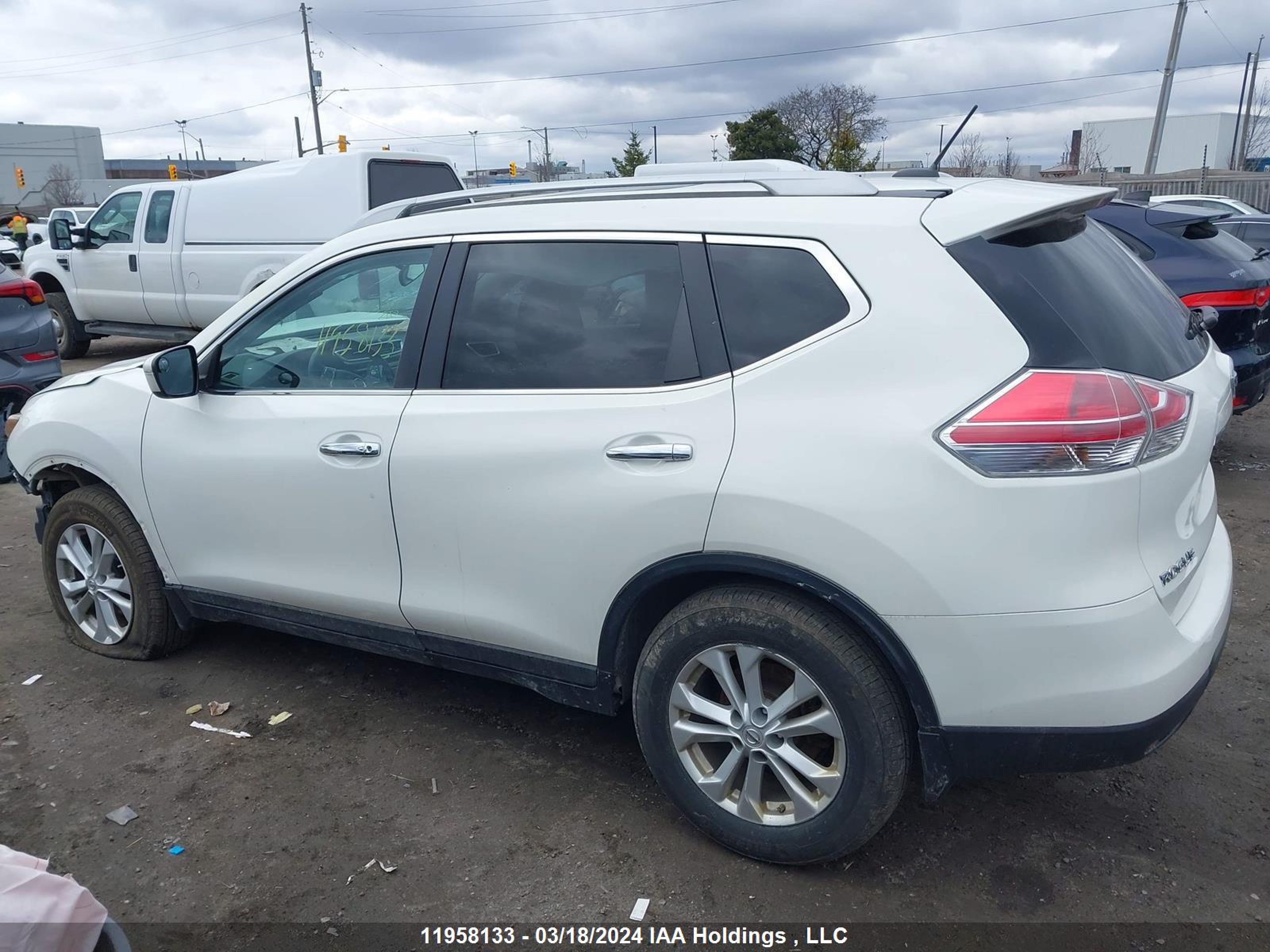 Photo 14 VIN: 5N1AT2MV4EC762102 - NISSAN ROGUE 