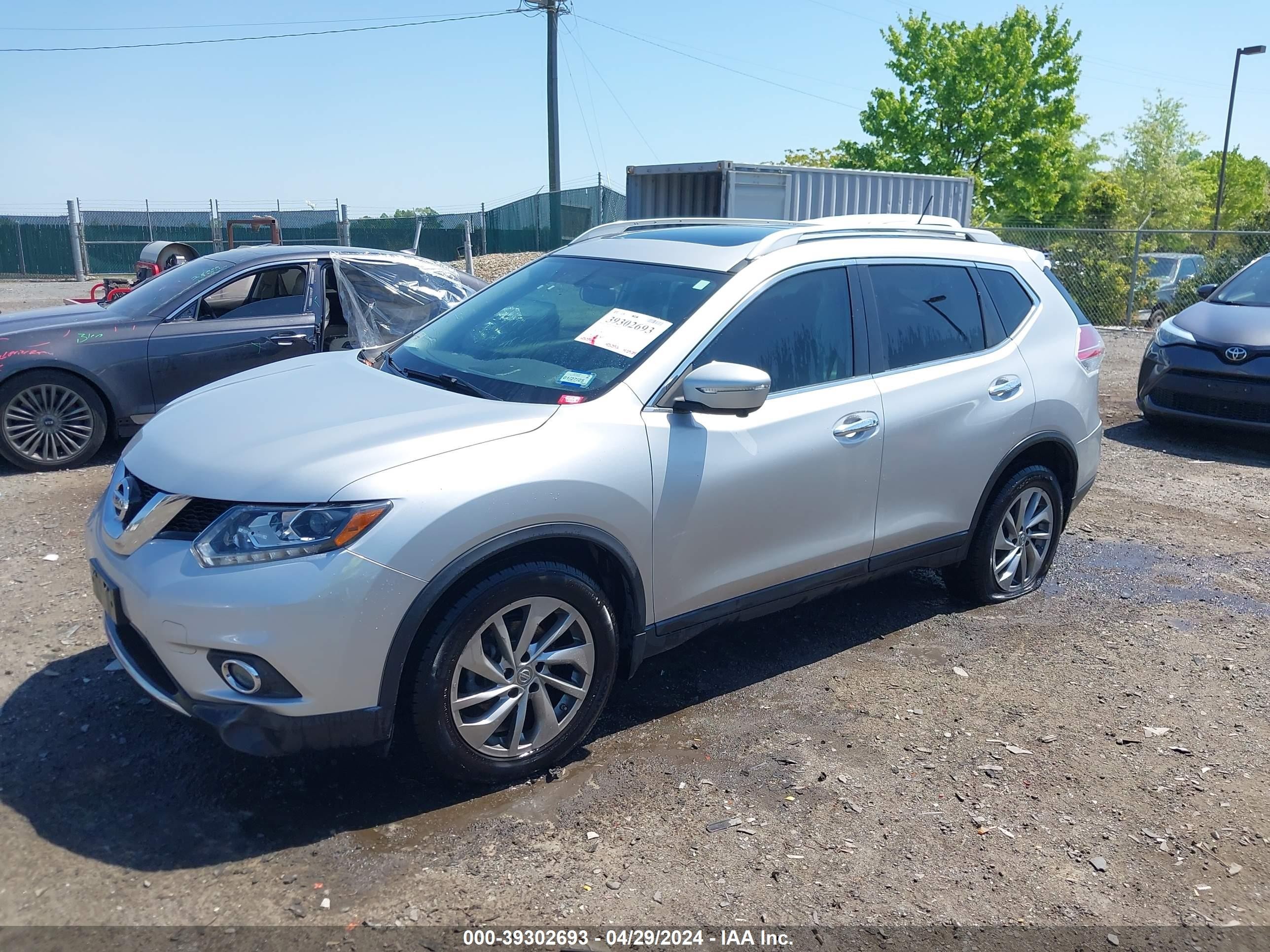 Photo 1 VIN: 5N1AT2MV4FC771237 - NISSAN ROGUE 