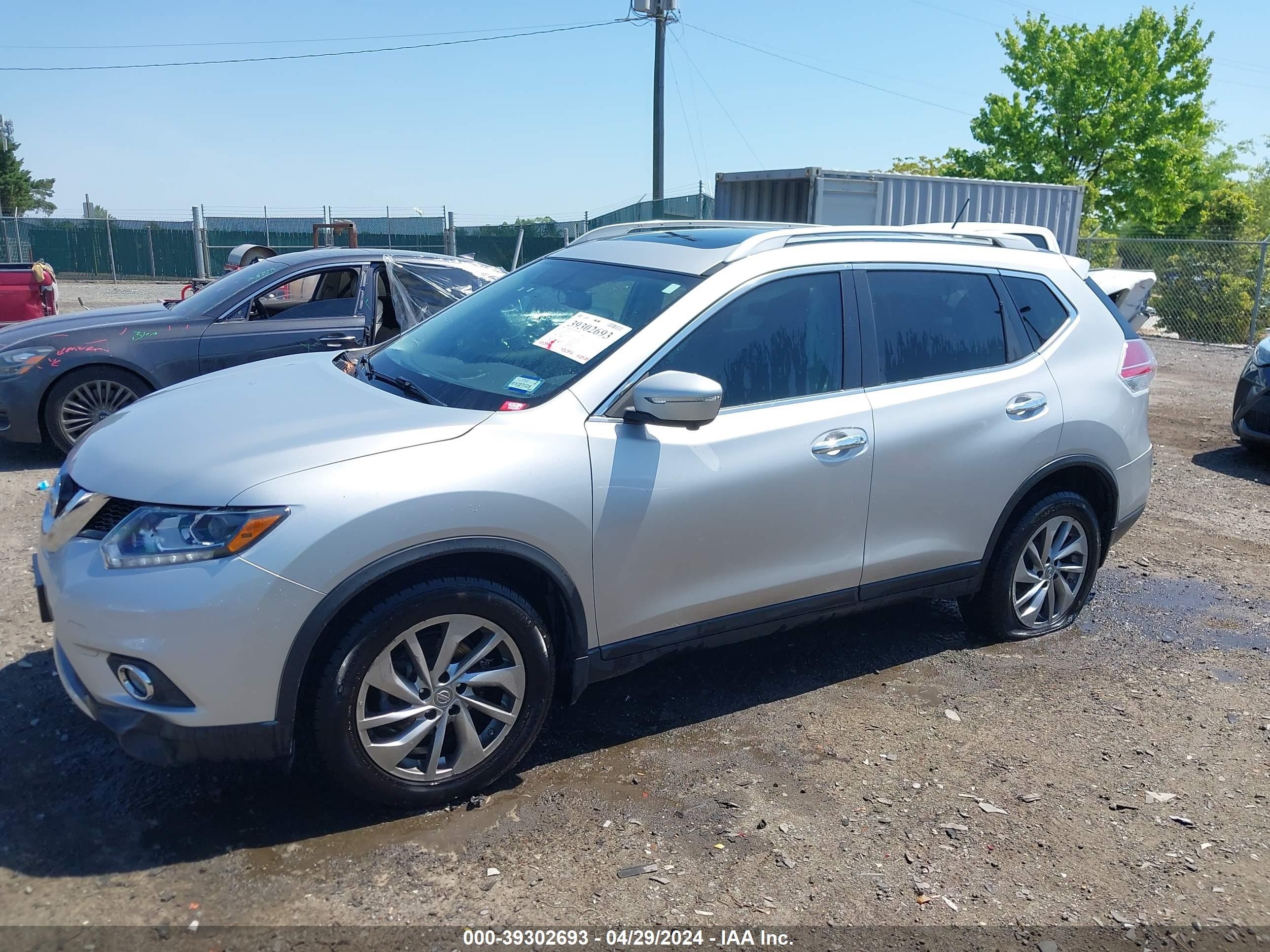 Photo 13 VIN: 5N1AT2MV4FC771237 - NISSAN ROGUE 