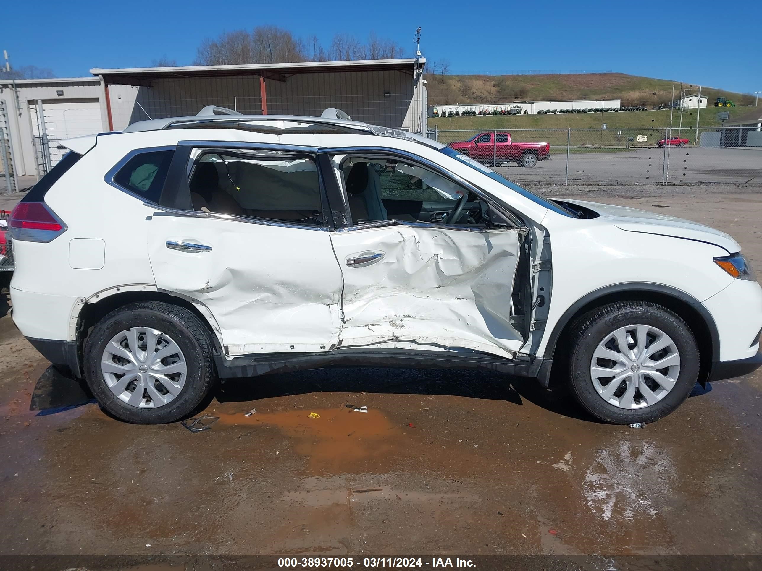 Photo 12 VIN: 5N1AT2MV4GC835388 - NISSAN ROGUE 