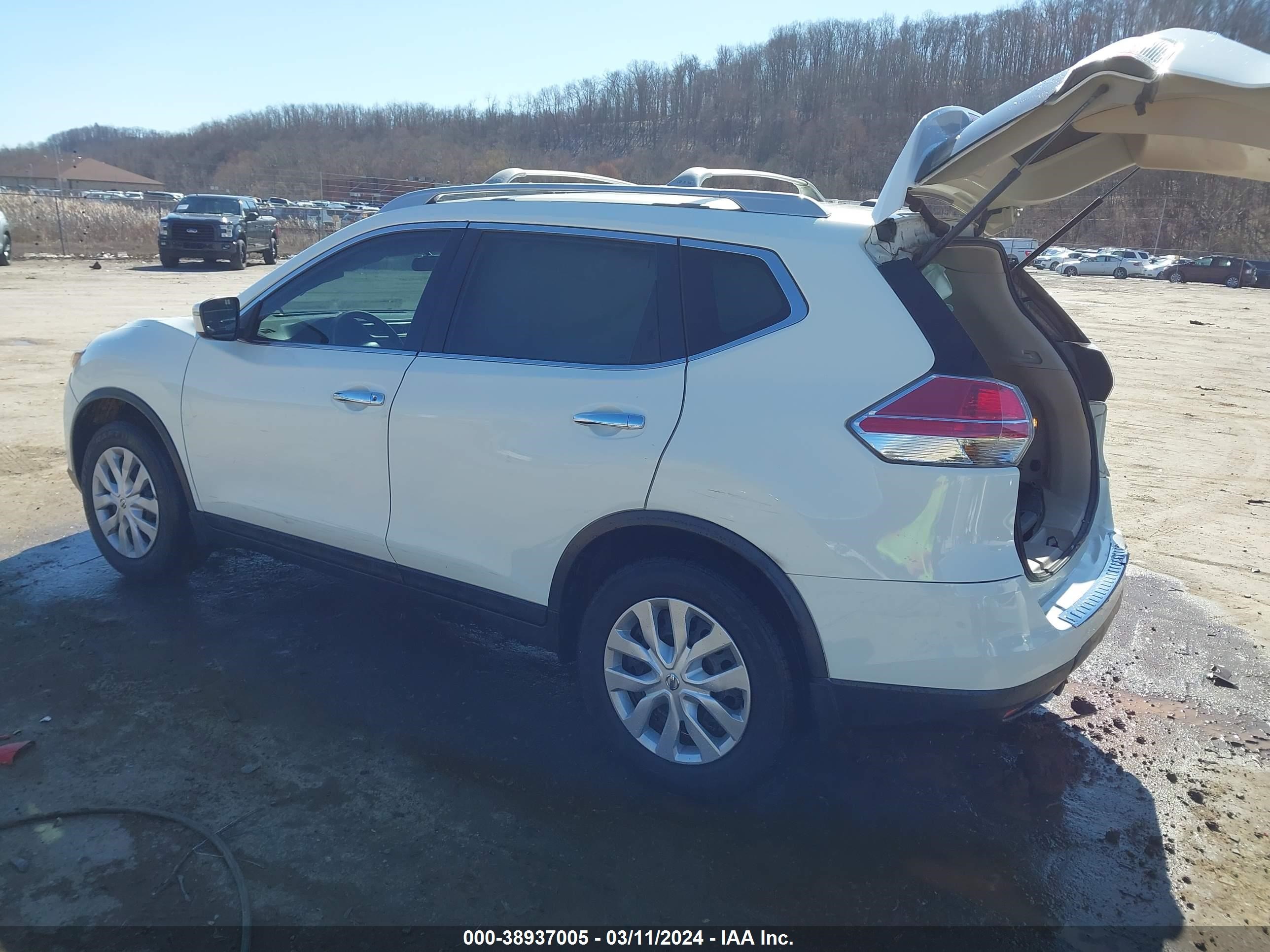 Photo 2 VIN: 5N1AT2MV4GC835388 - NISSAN ROGUE 