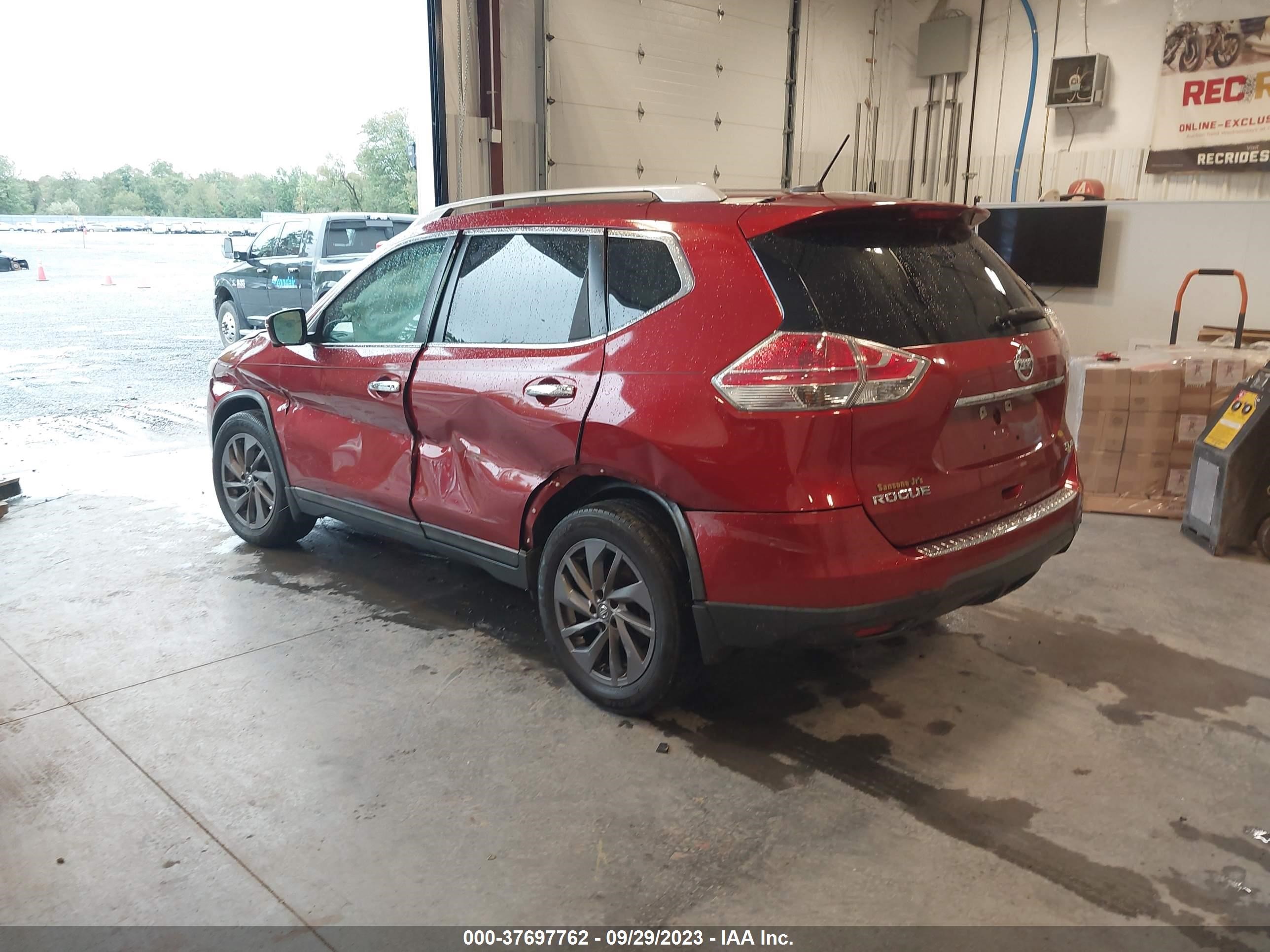 Photo 2 VIN: 5N1AT2MV4GC851462 - NISSAN ROGUE 