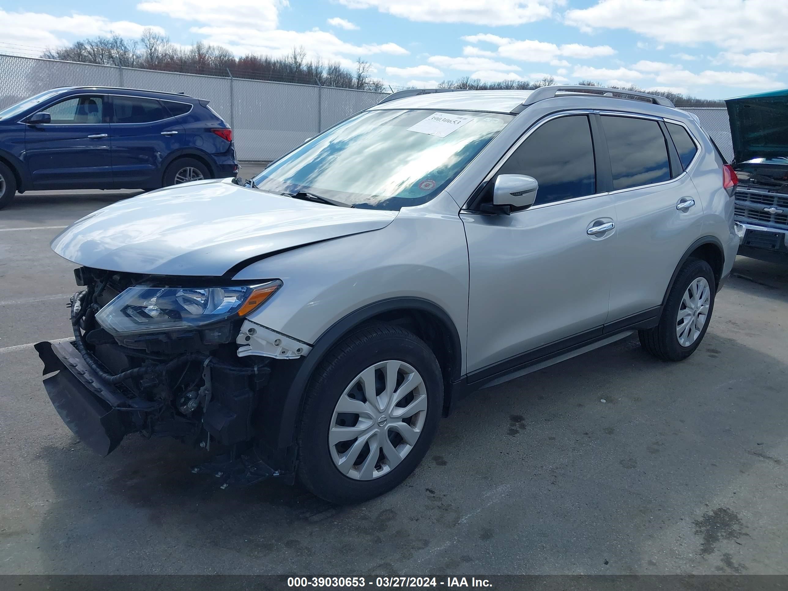 Photo 1 VIN: 5N1AT2MV4HC813019 - NISSAN ROGUE 