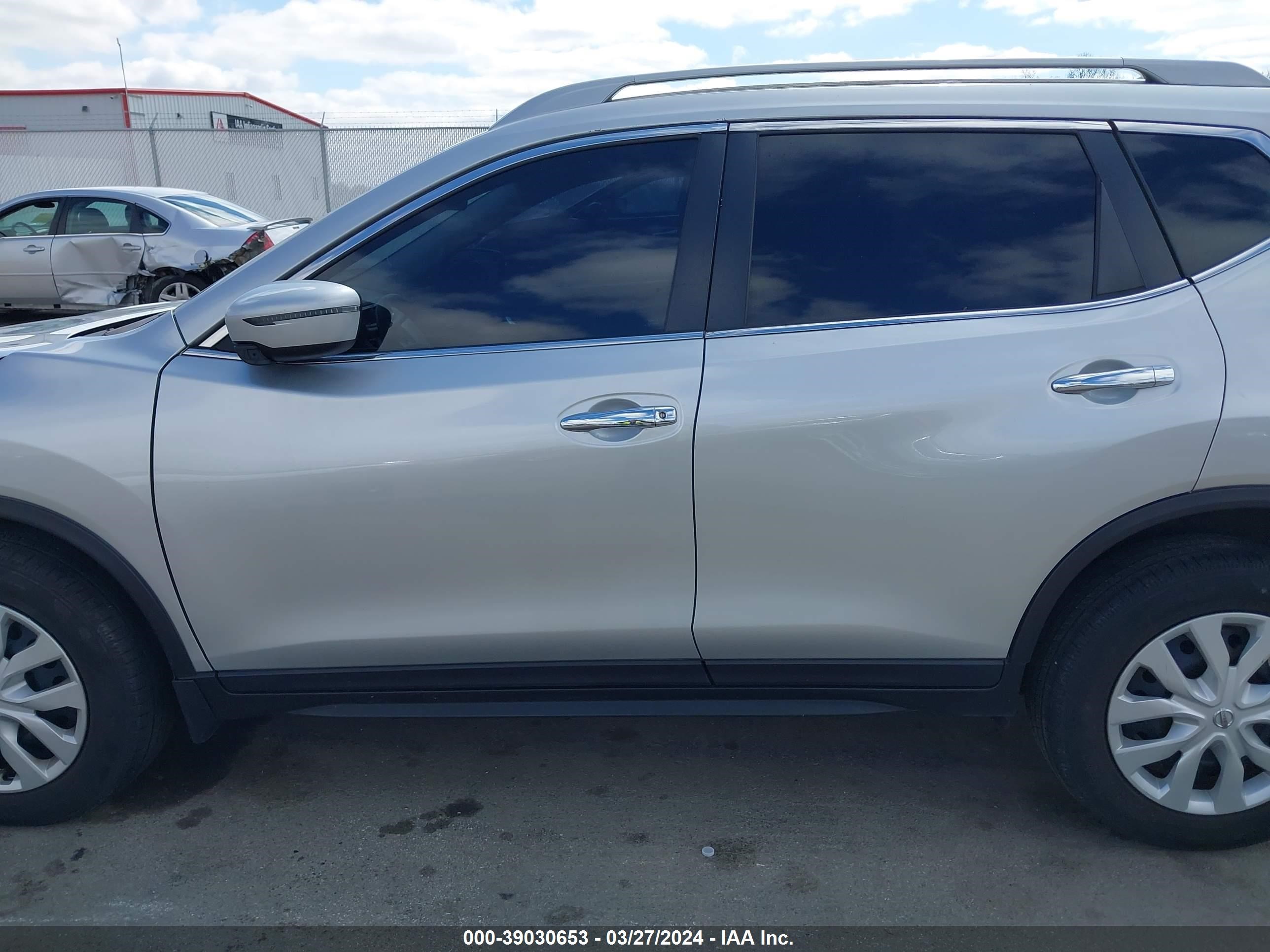 Photo 14 VIN: 5N1AT2MV4HC813019 - NISSAN ROGUE 