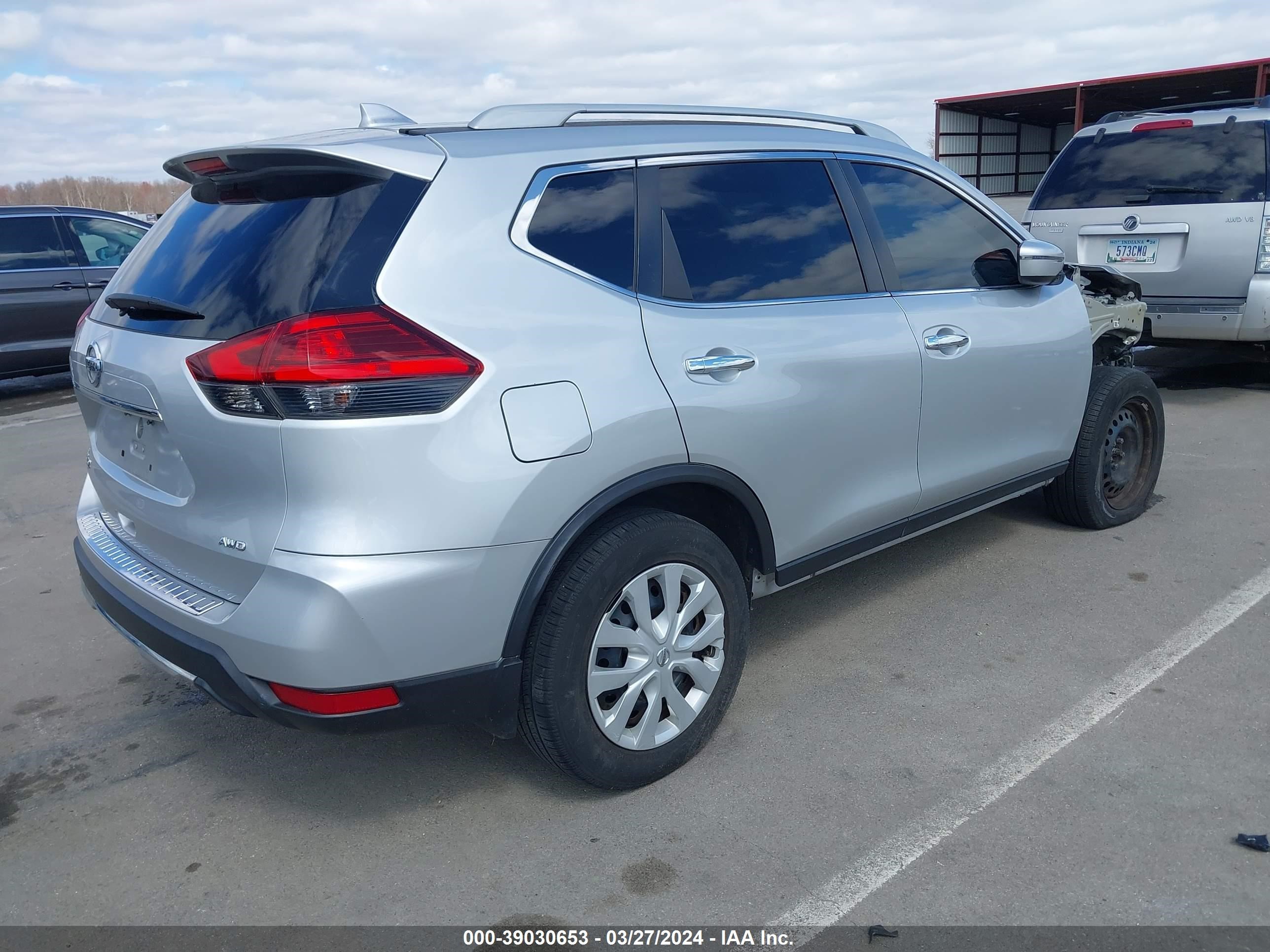 Photo 3 VIN: 5N1AT2MV4HC813019 - NISSAN ROGUE 