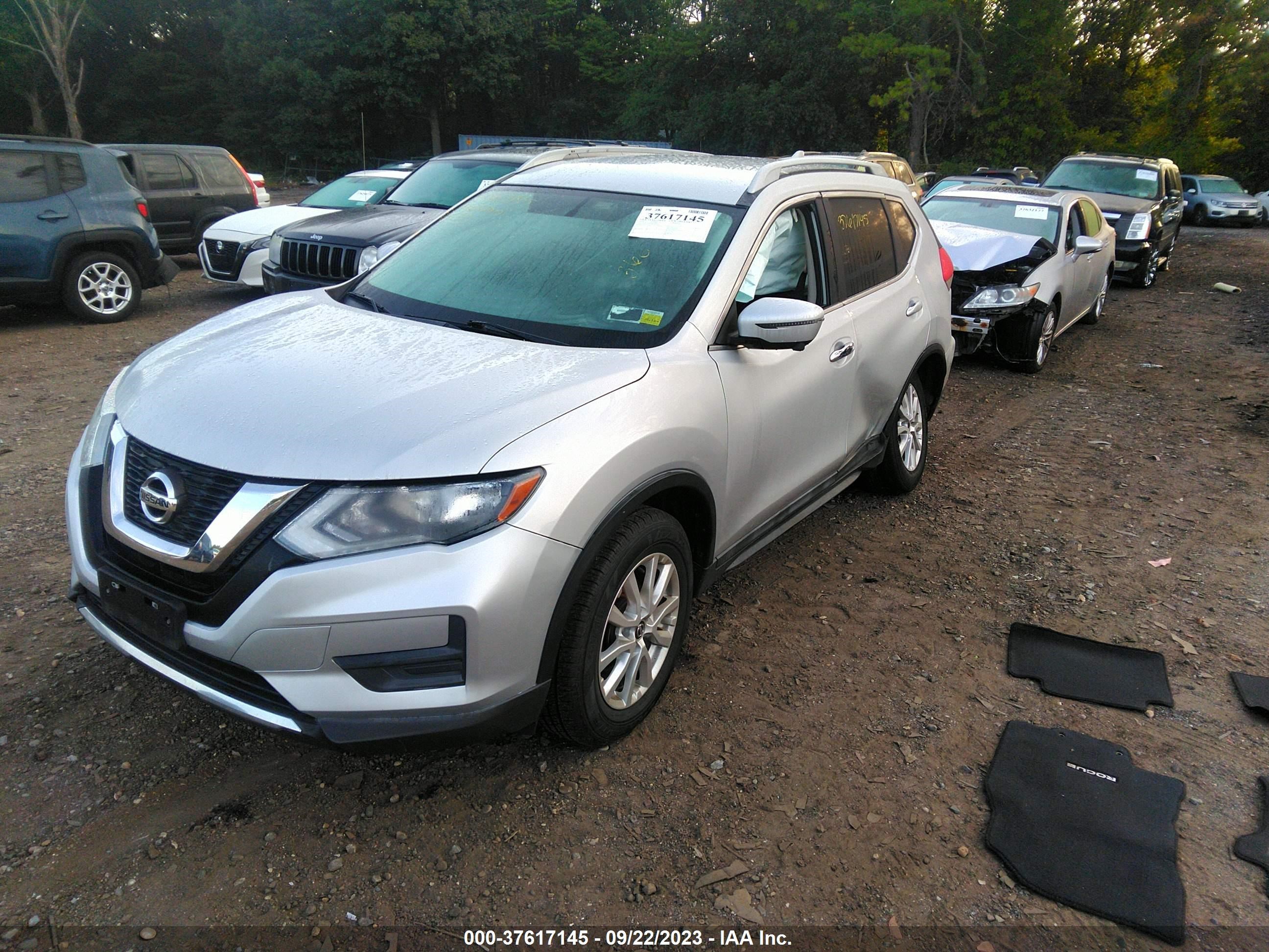 Photo 1 VIN: 5N1AT2MV4HC823422 - NISSAN ROGUE 