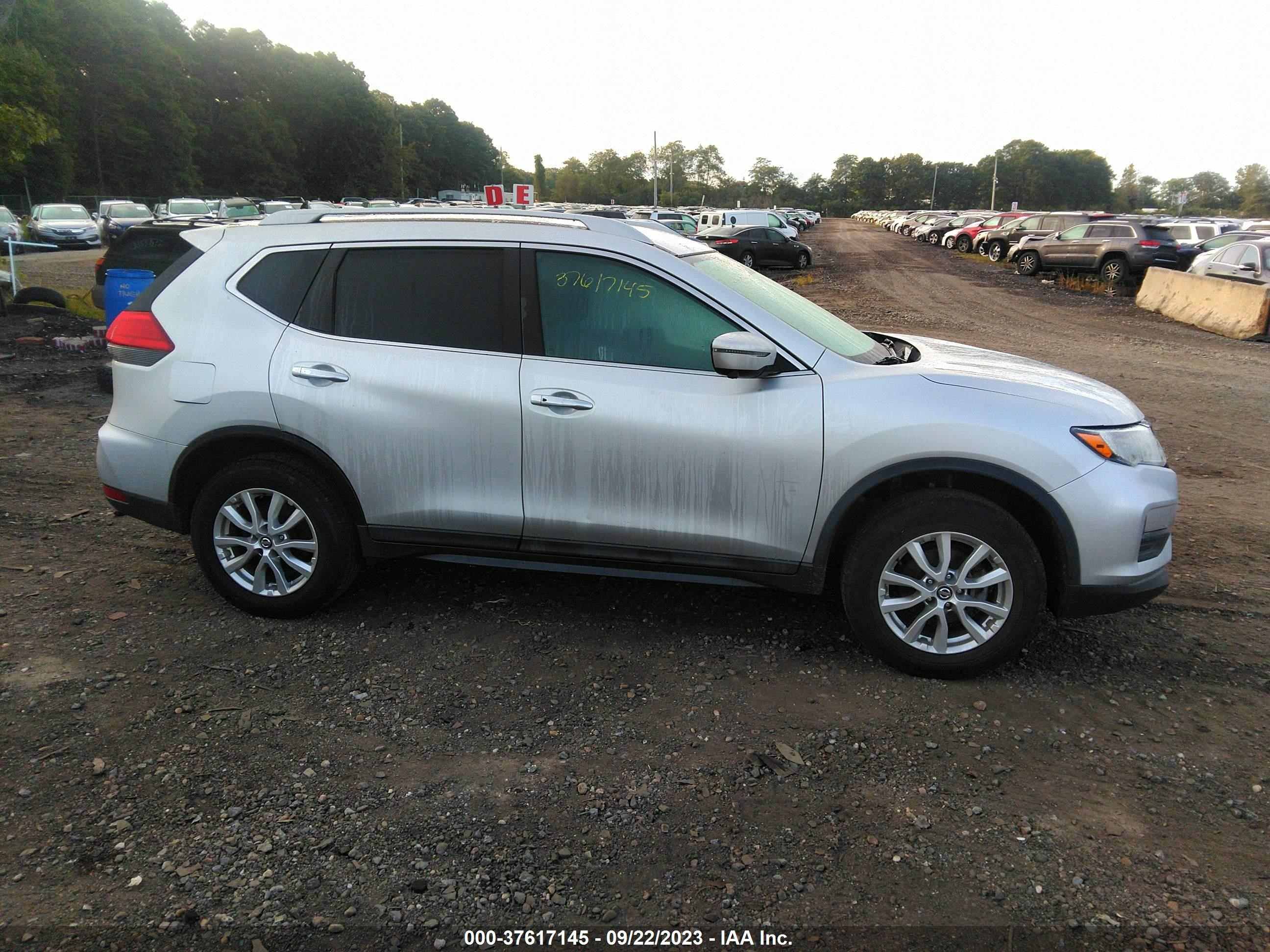 Photo 12 VIN: 5N1AT2MV4HC823422 - NISSAN ROGUE 