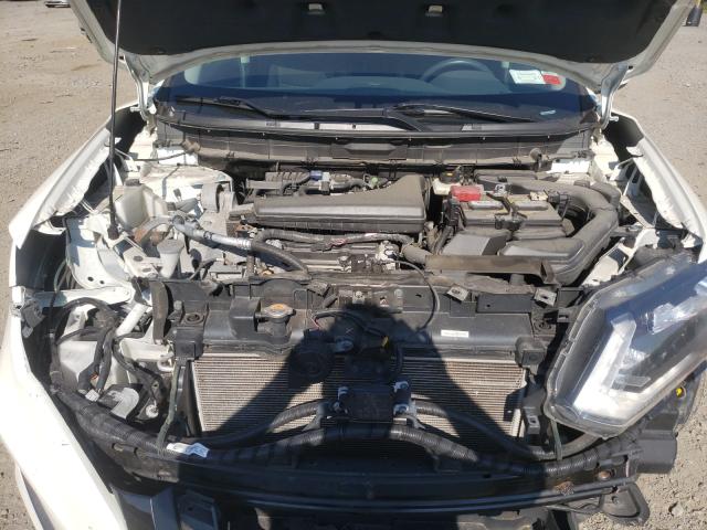 Photo 6 VIN: 5N1AT2MV4HC839426 - NISSAN ROGUE 