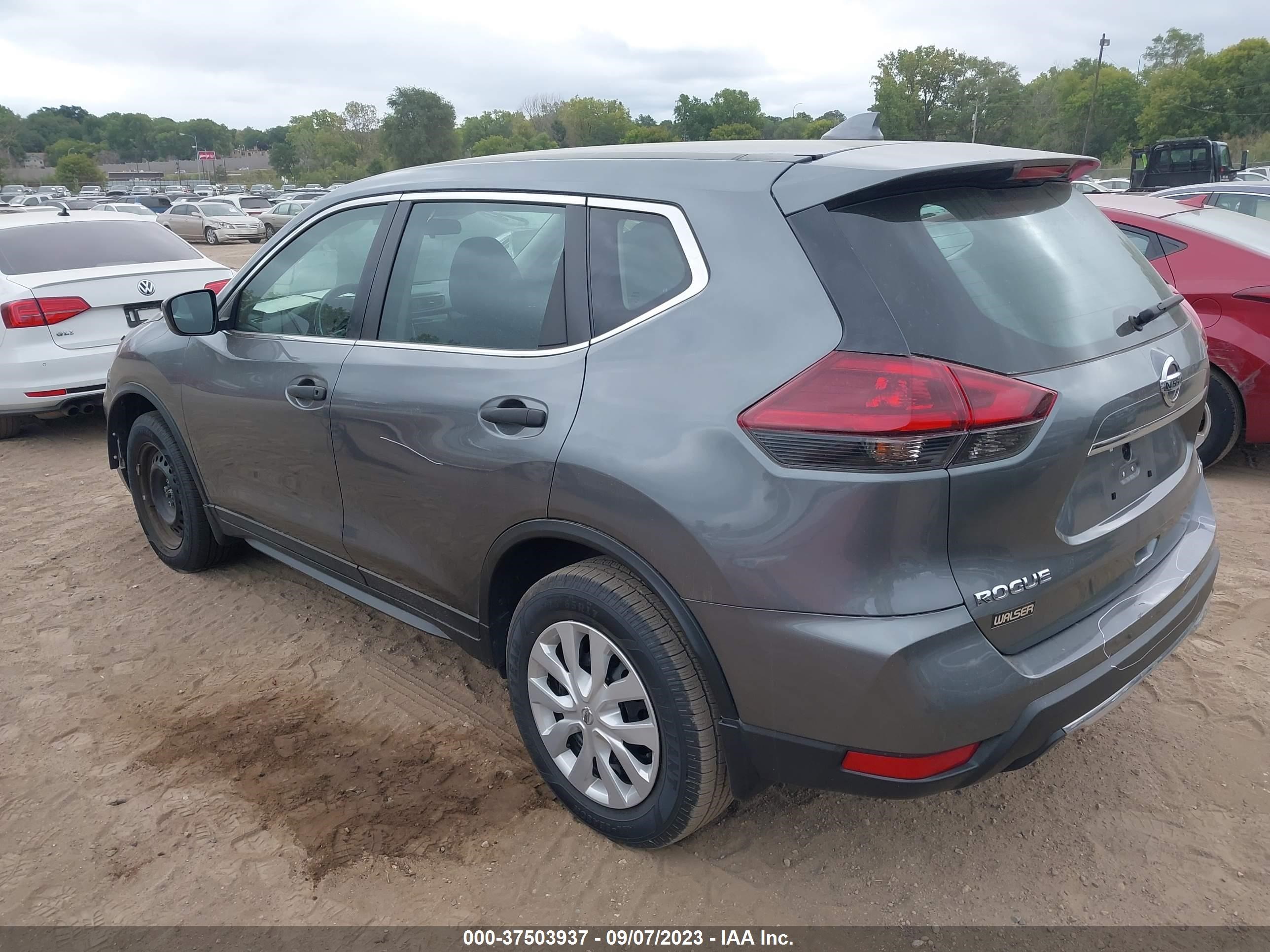 Photo 2 VIN: 5N1AT2MV4JC755872 - NISSAN ROGUE 