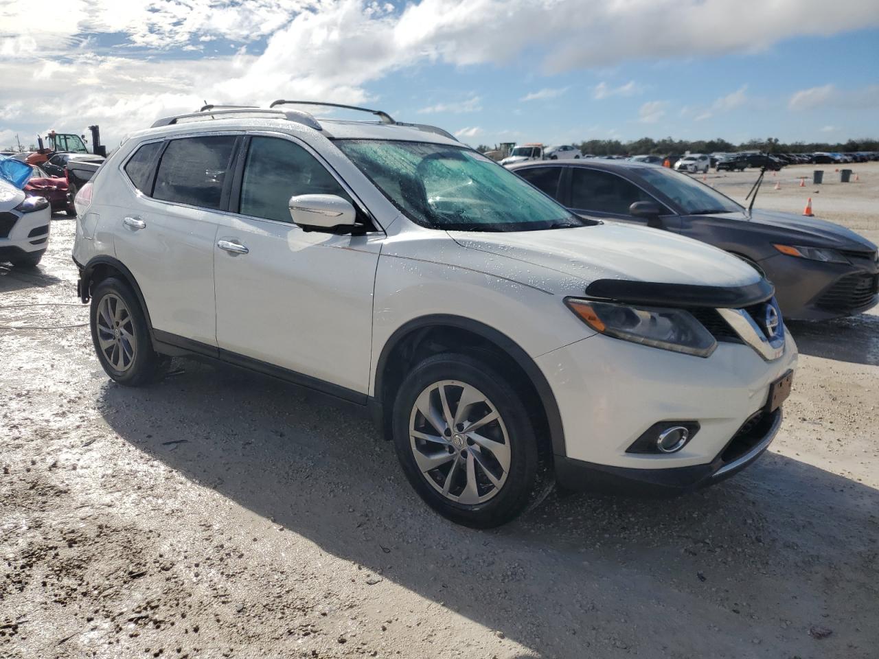 Photo 3 VIN: 5N1AT2MV5FC851260 - NISSAN ROGUE 