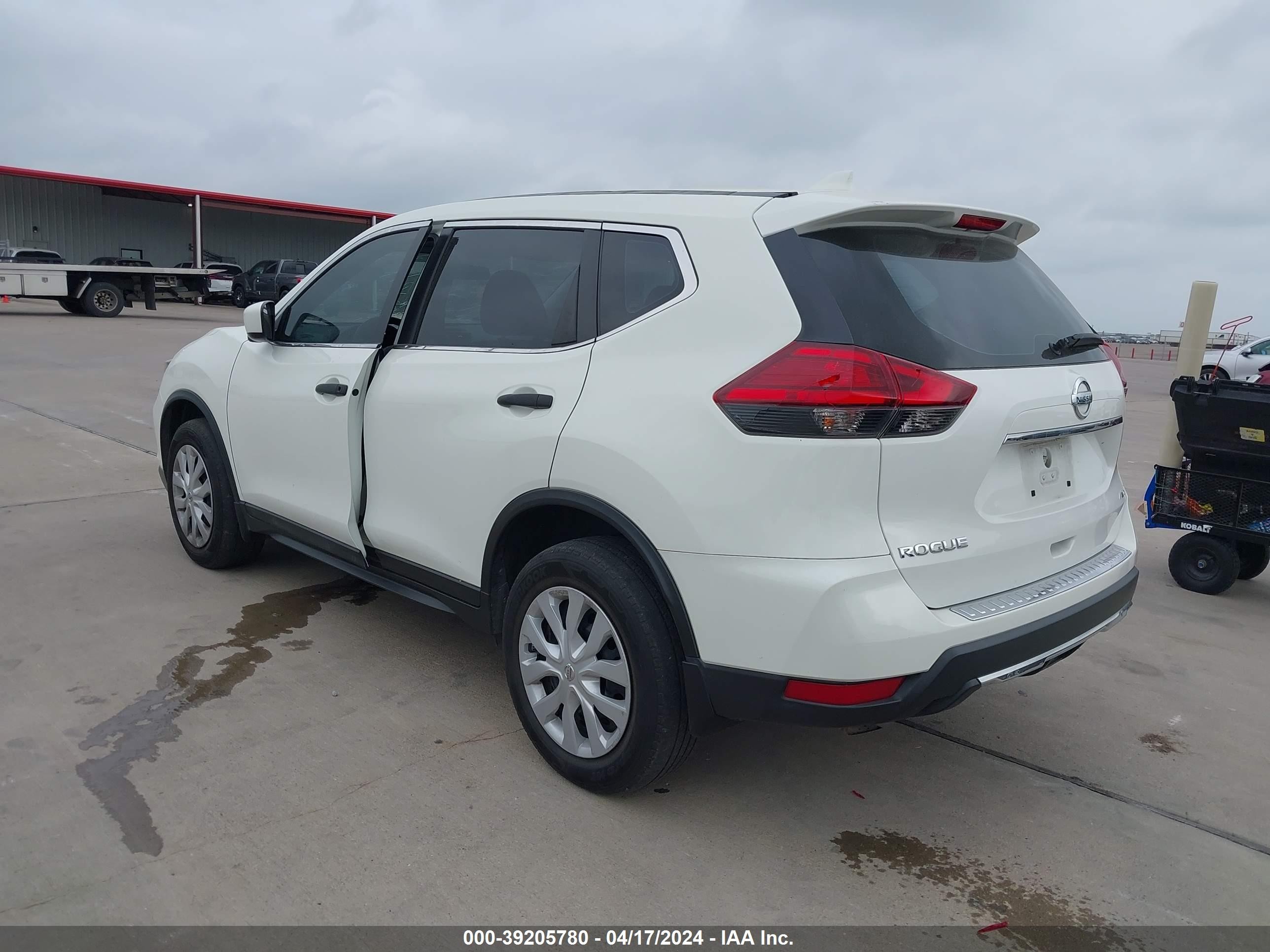 Photo 2 VIN: 5N1AT2MV5HC881328 - NISSAN ROGUE 