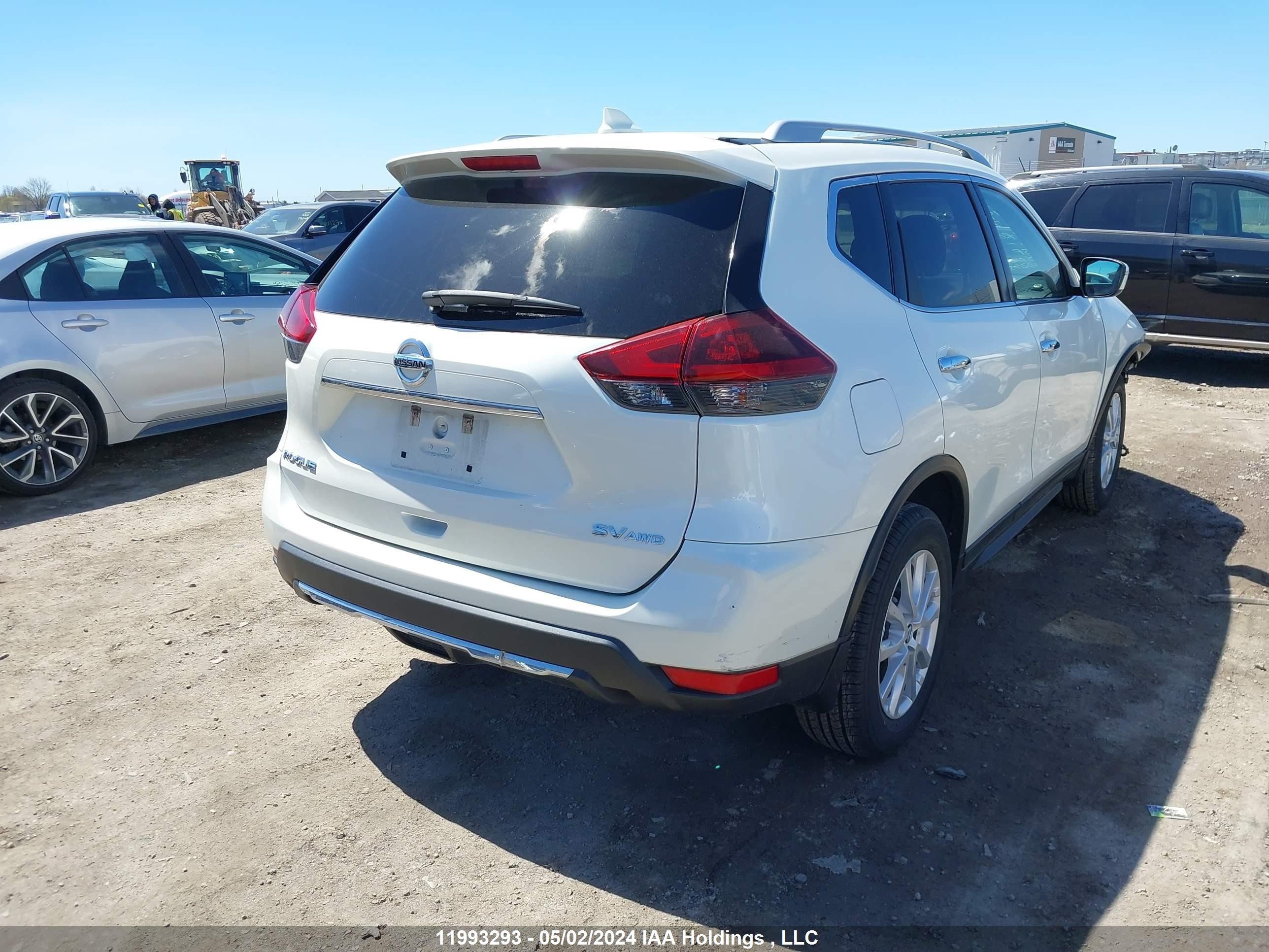 Photo 3 VIN: 5N1AT2MV5JC715543 - NISSAN ROGUE 