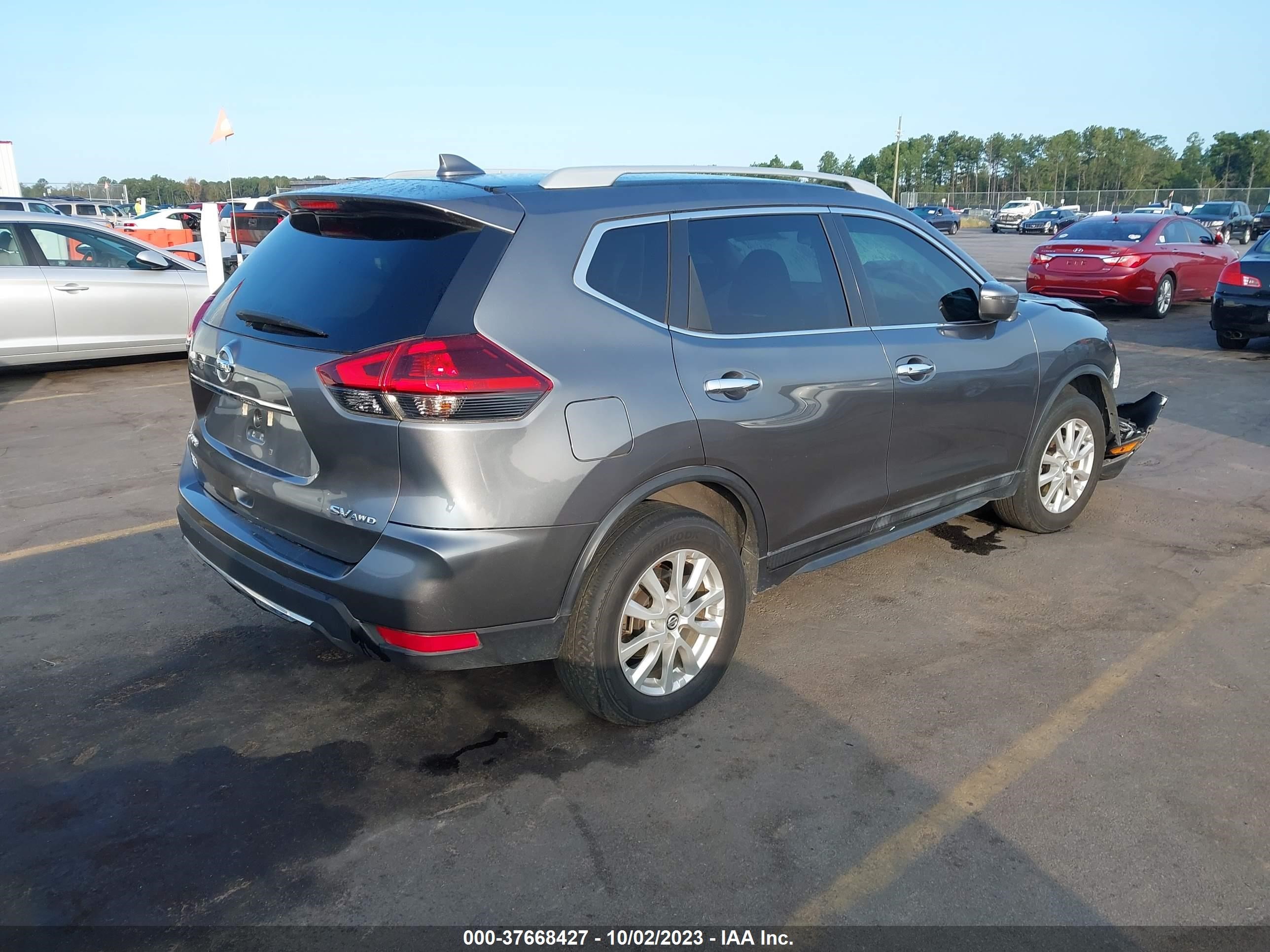 Photo 3 VIN: 5N1AT2MV5JC779842 - NISSAN ROGUE 