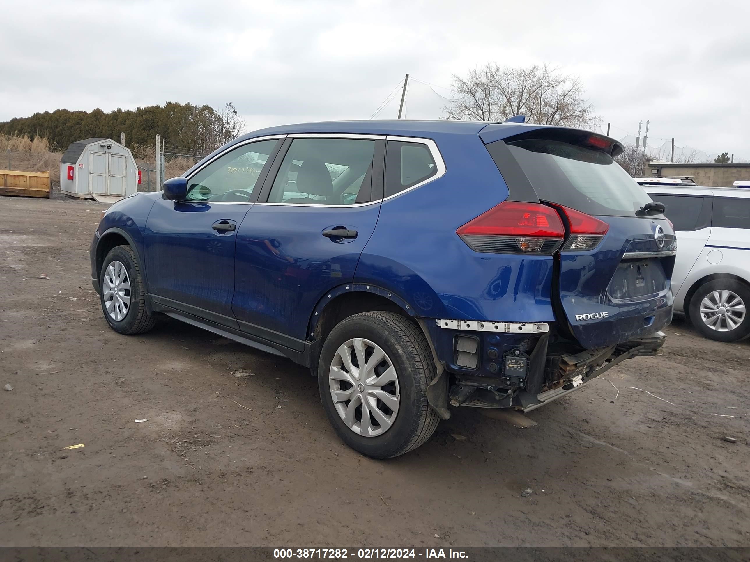 Photo 2 VIN: 5N1AT2MV5JC789447 - NISSAN ROGUE 