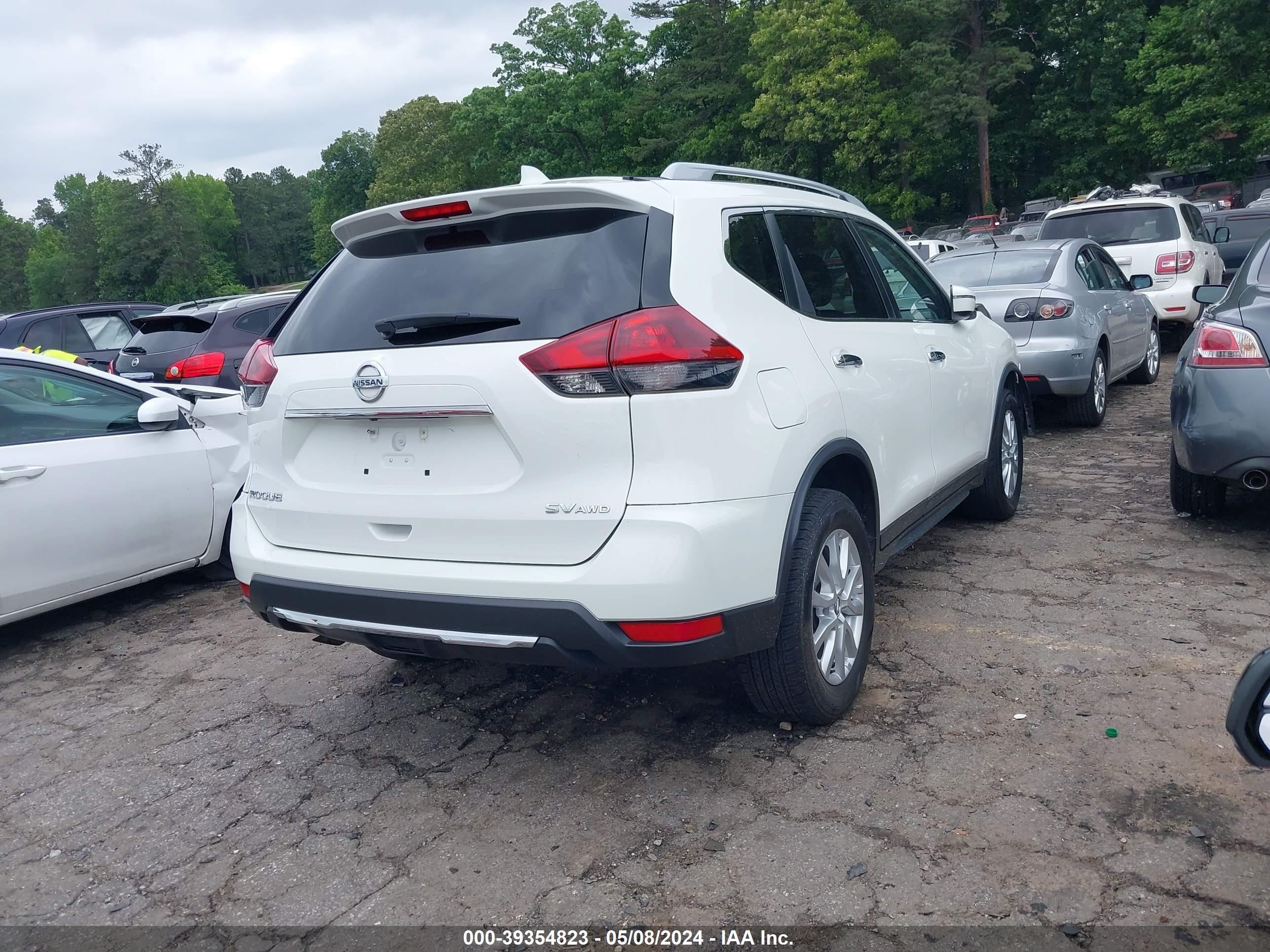 Photo 3 VIN: 5N1AT2MV5JC801449 - NISSAN ROGUE 