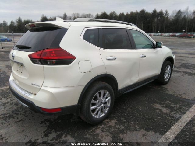 Photo 3 VIN: 5N1AT2MV5JC838095 - NISSAN ROGUE 