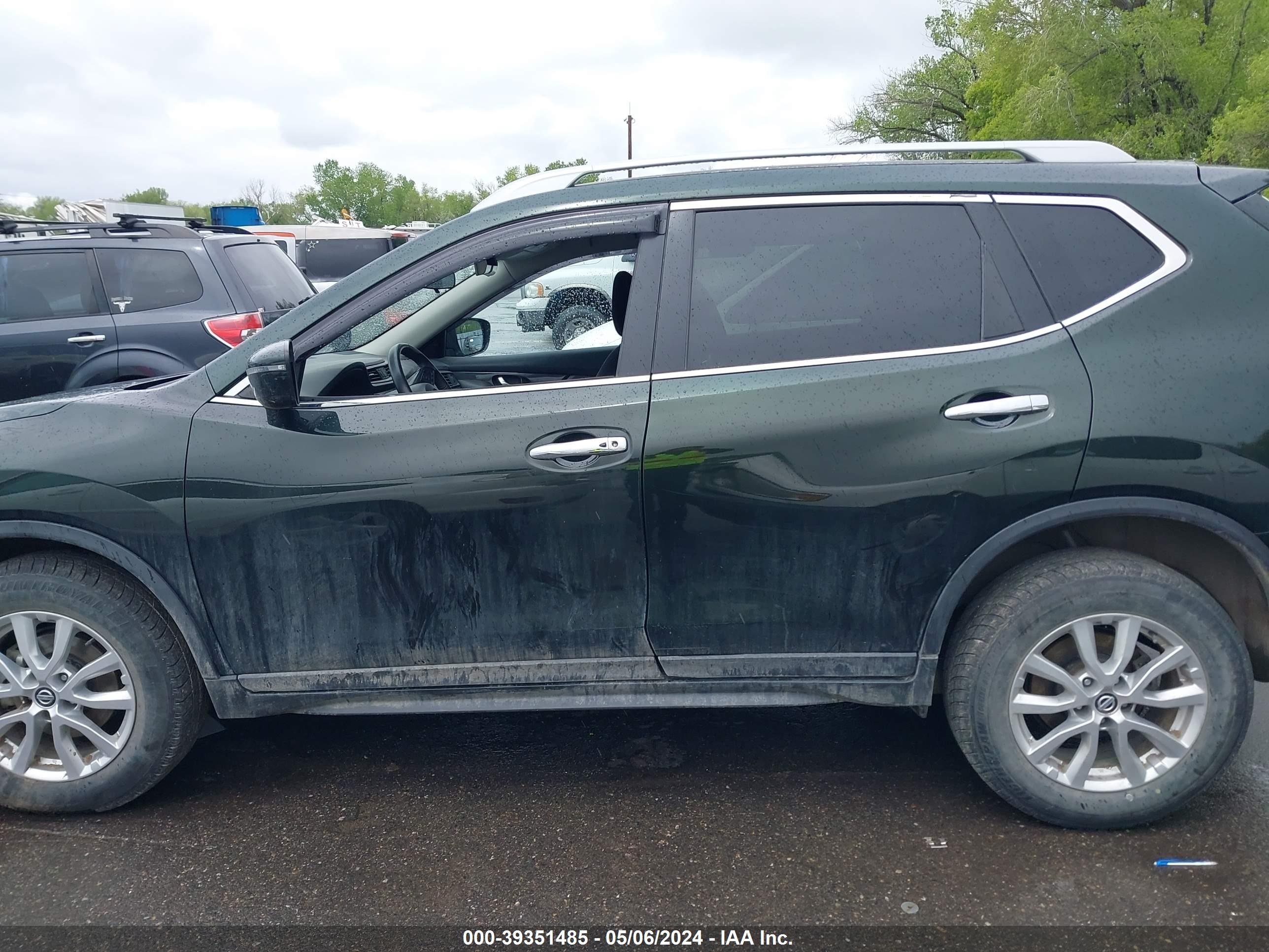 Photo 13 VIN: 5N1AT2MV5KC700736 - NISSAN ROGUE 