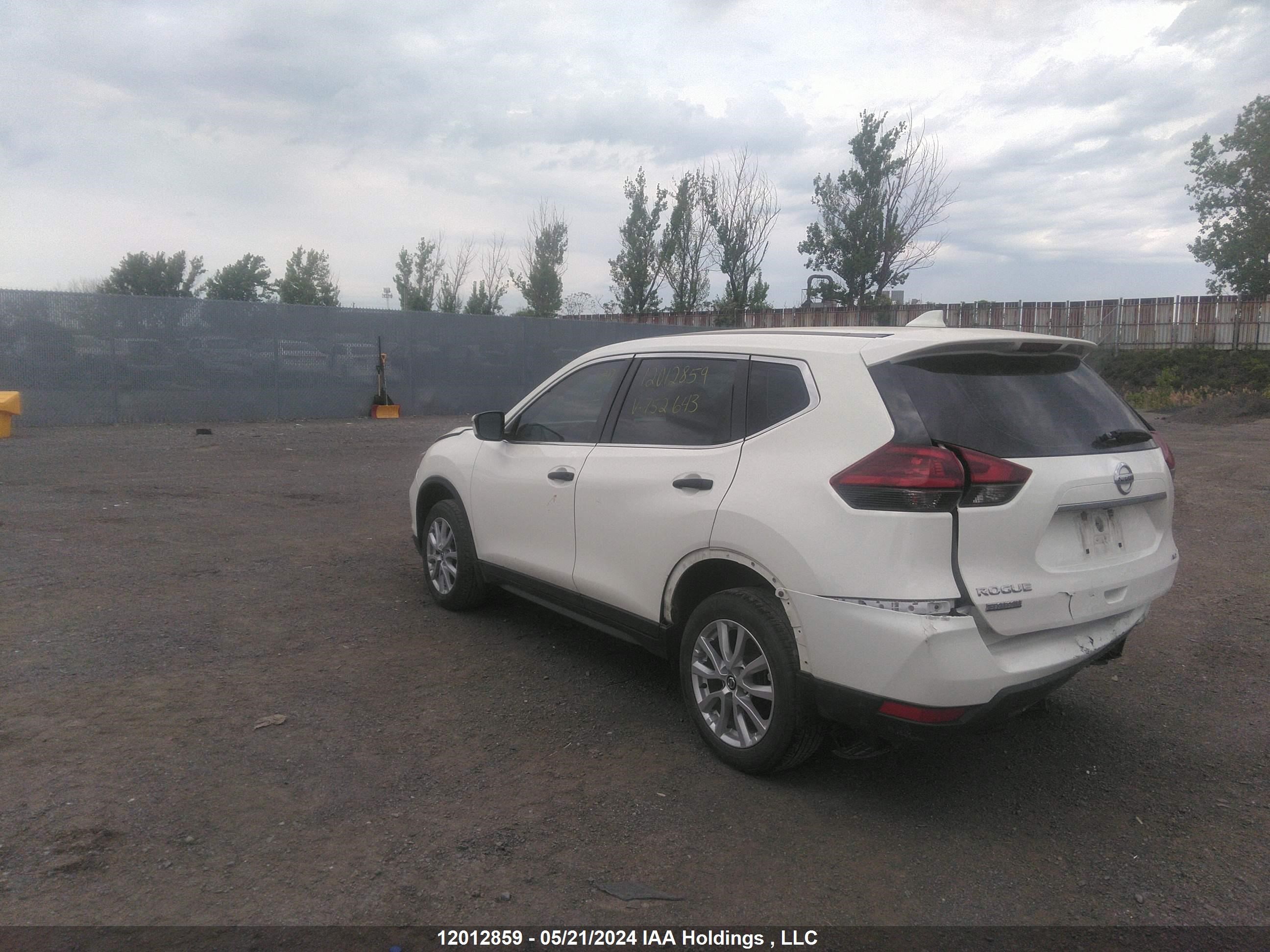 Photo 2 VIN: 5N1AT2MV5KC752643 - NISSAN ROGUE 